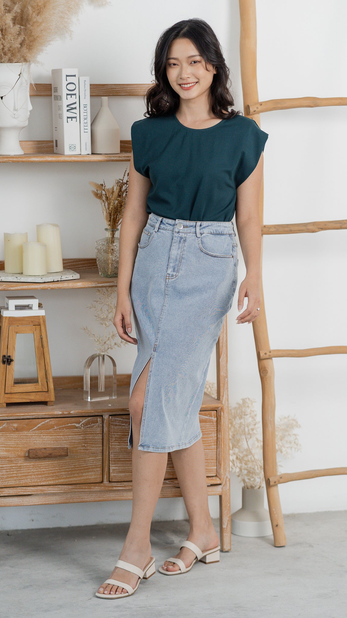 Rox Front Slit Denim Midi Skirt in Light Wash [ONLINE ONLY]