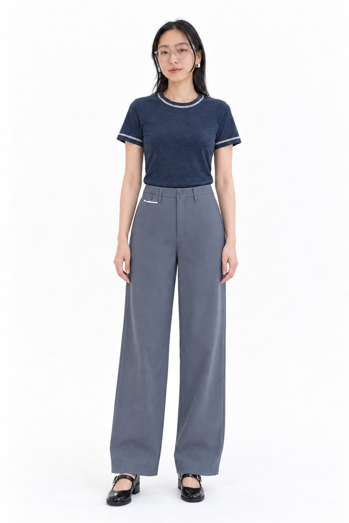Contrast Stitch Crew Neck Tee in Navy+Cream