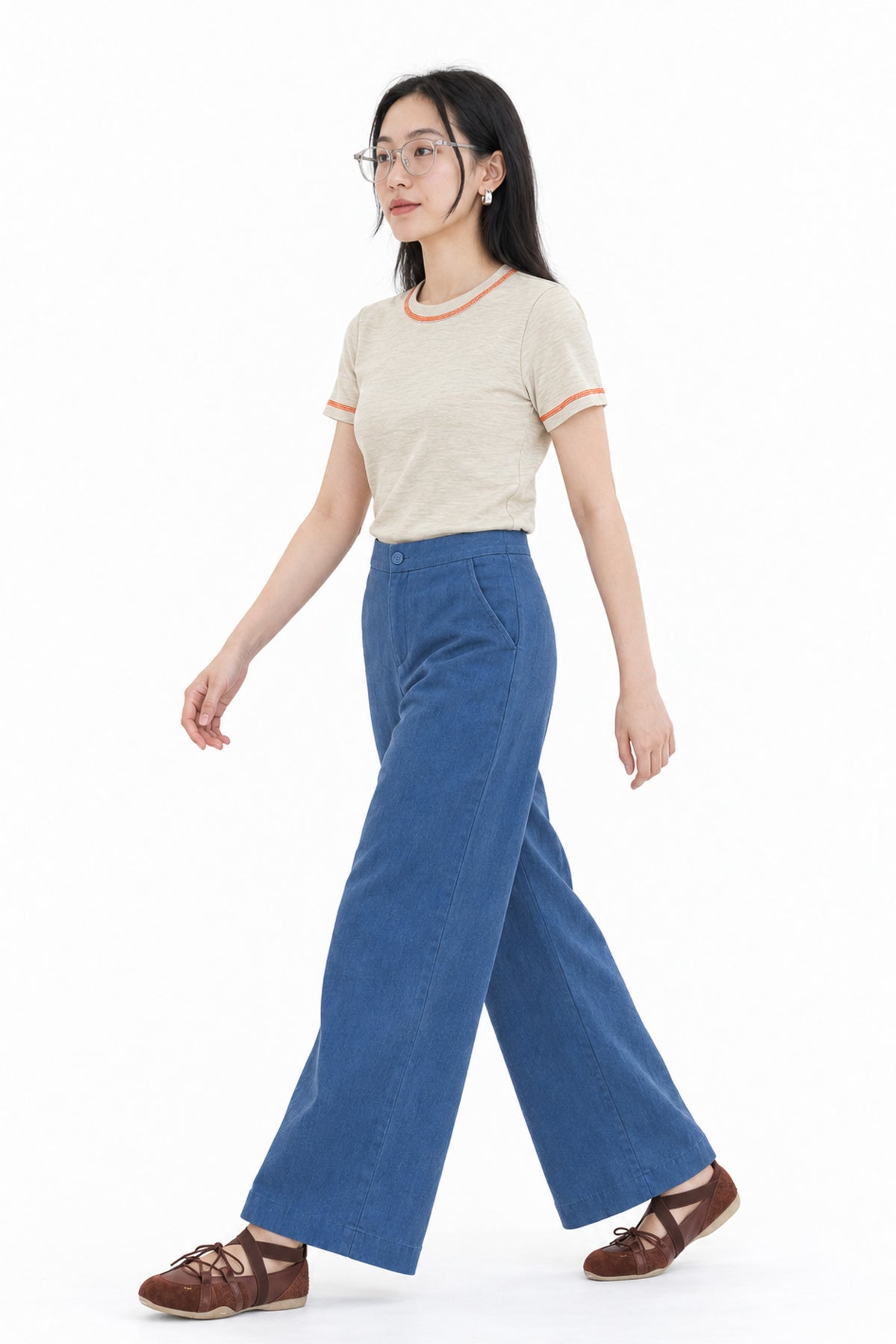 Contrast Stitch Crew Neck Tee in Beige+Orange