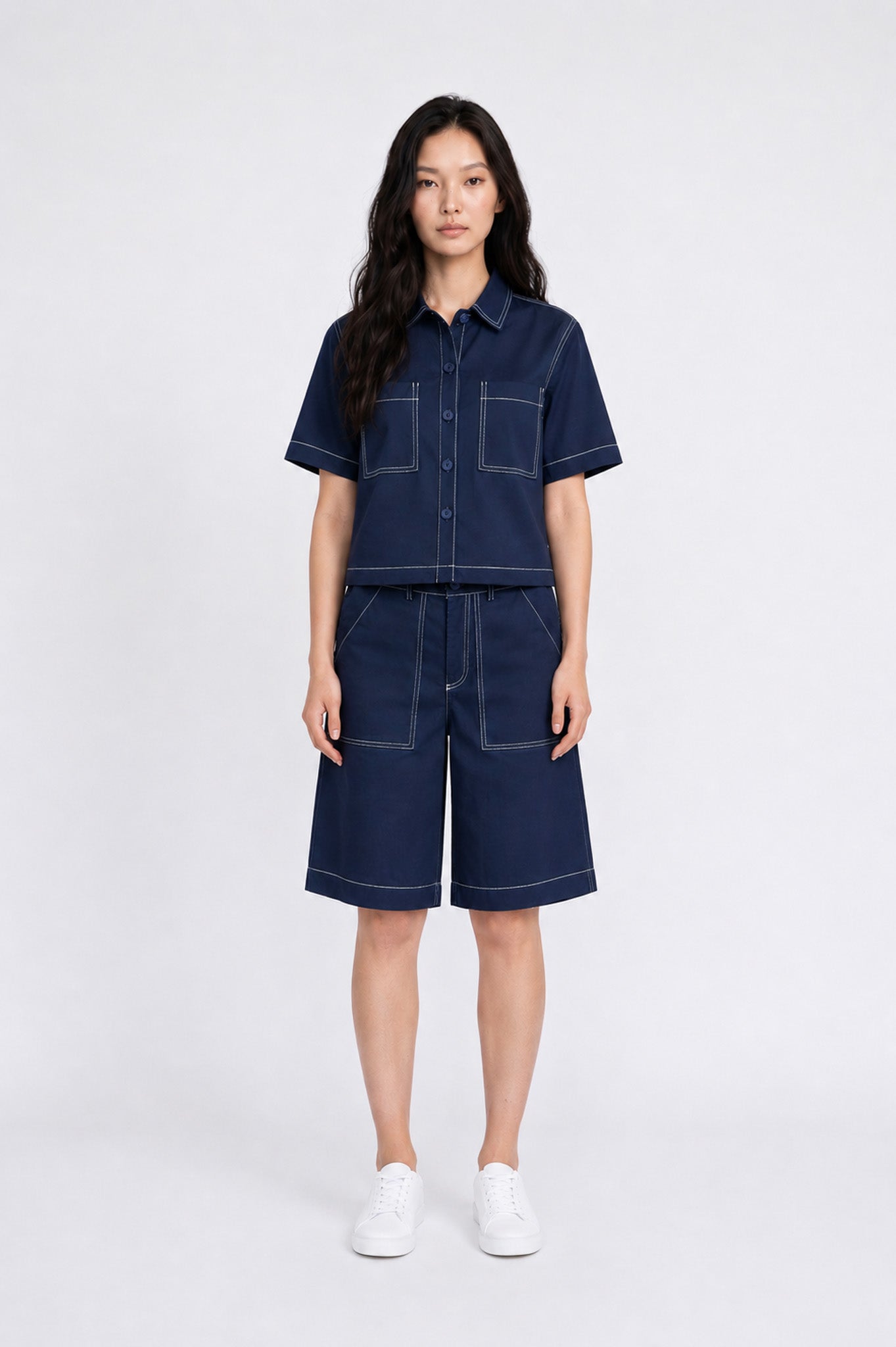 Contrast Stitch Twill Short Sleeve Shirt in Navy+Cream
