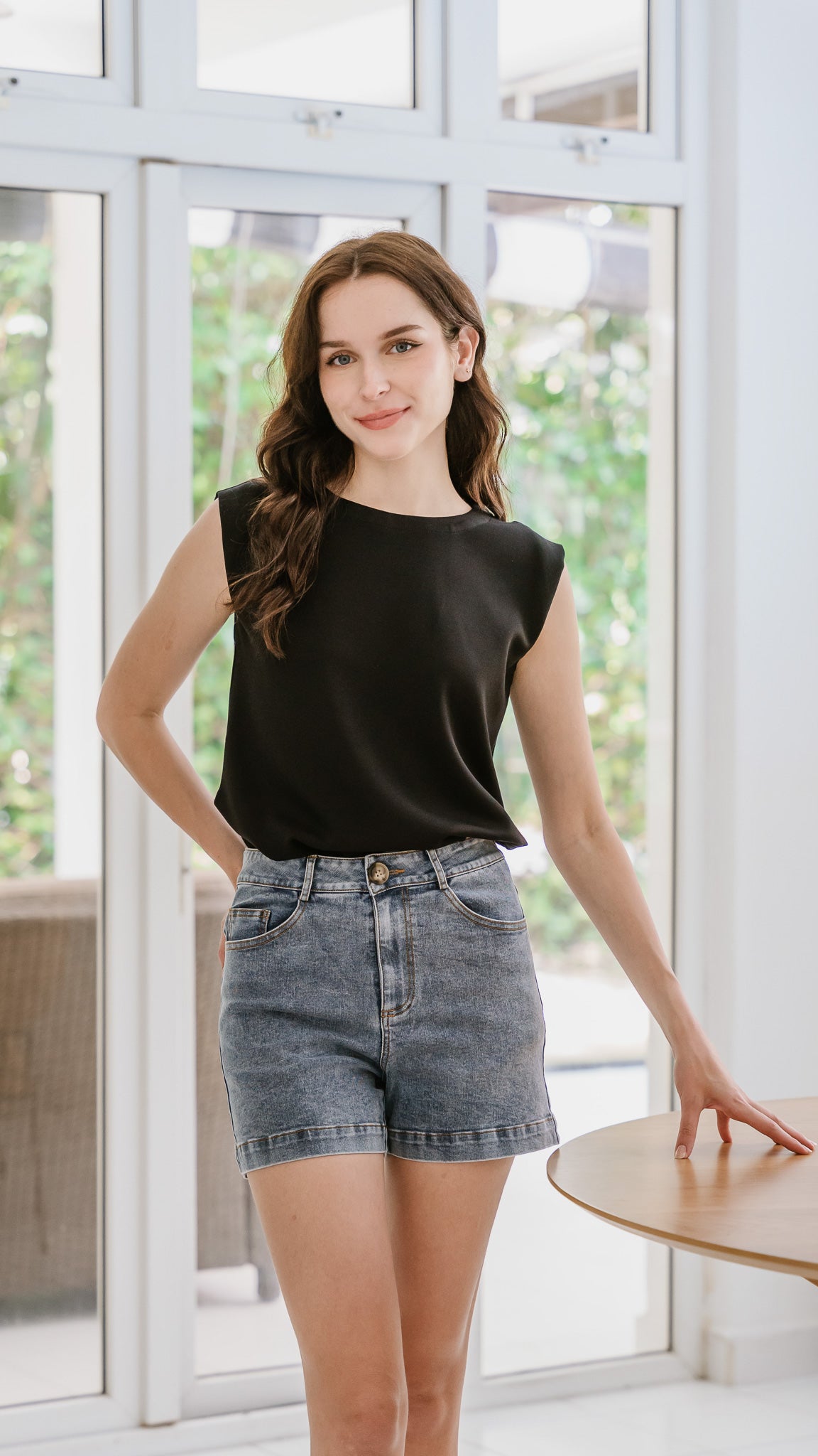 Core Essentials Muscle Tee in Black