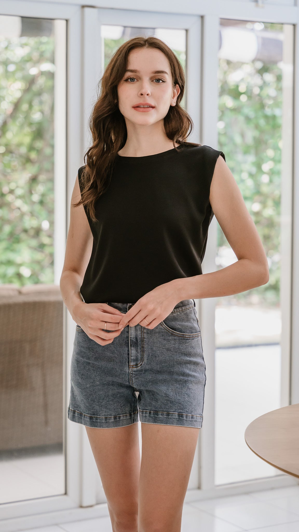 Core Essentials Muscle Tee in Black