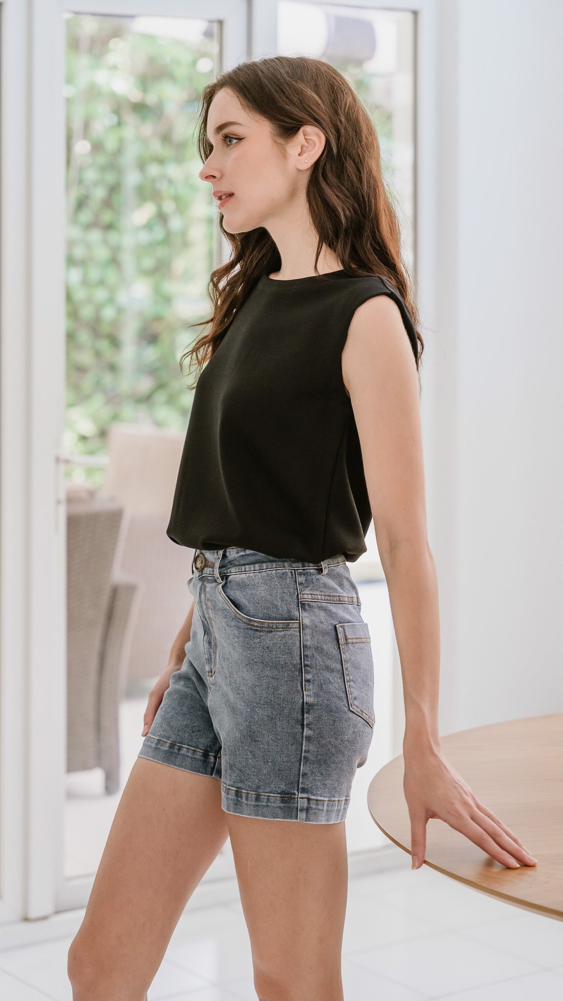 Core Essentials Muscle Tee in Black