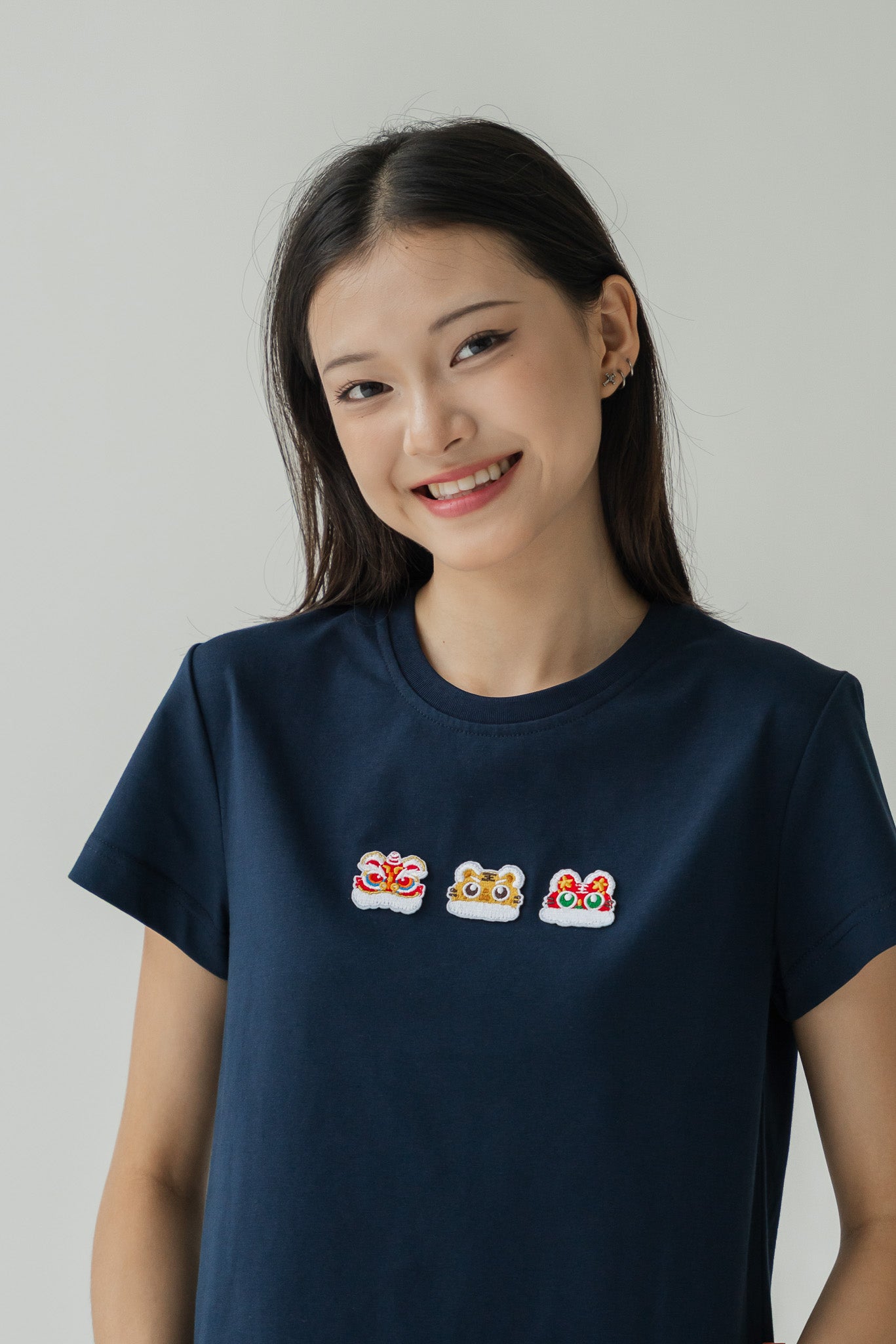 Lucky Lion Women's Tee in Navy