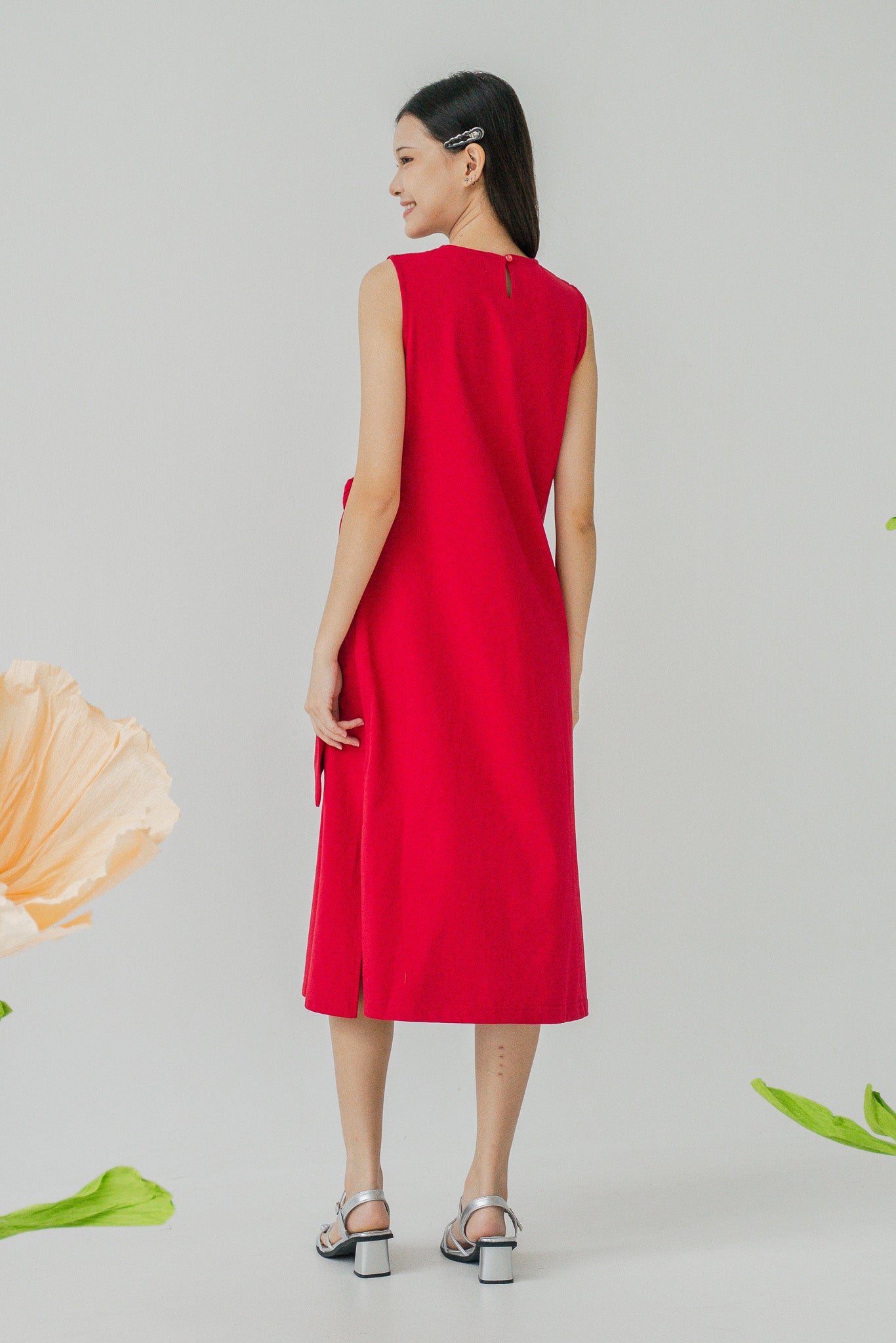 Knot Tie Sleeveless T-shirt Dress in Red