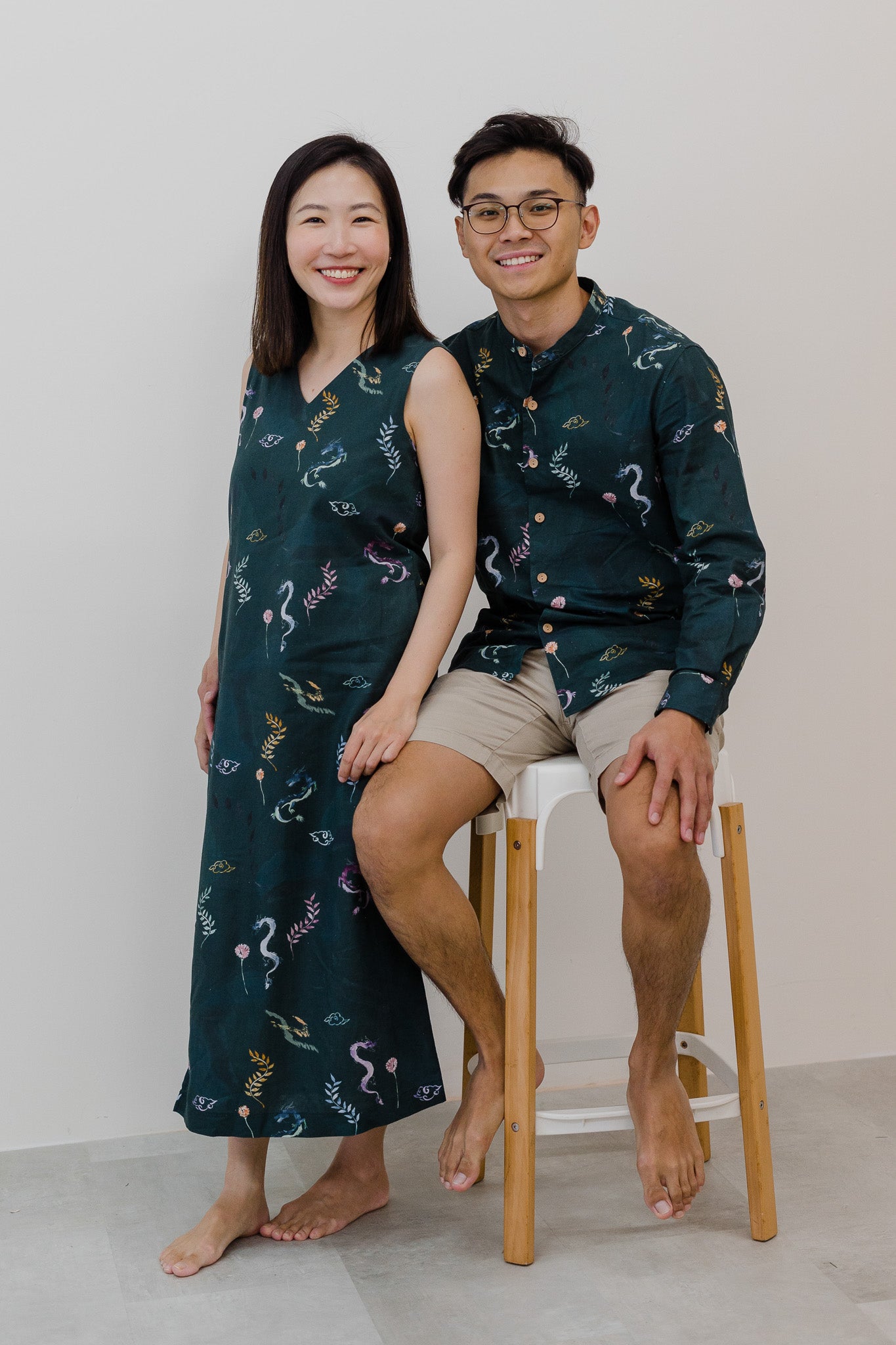 Winds Of Fortune Men's Long Sleeve Linen Shirt in Abundance