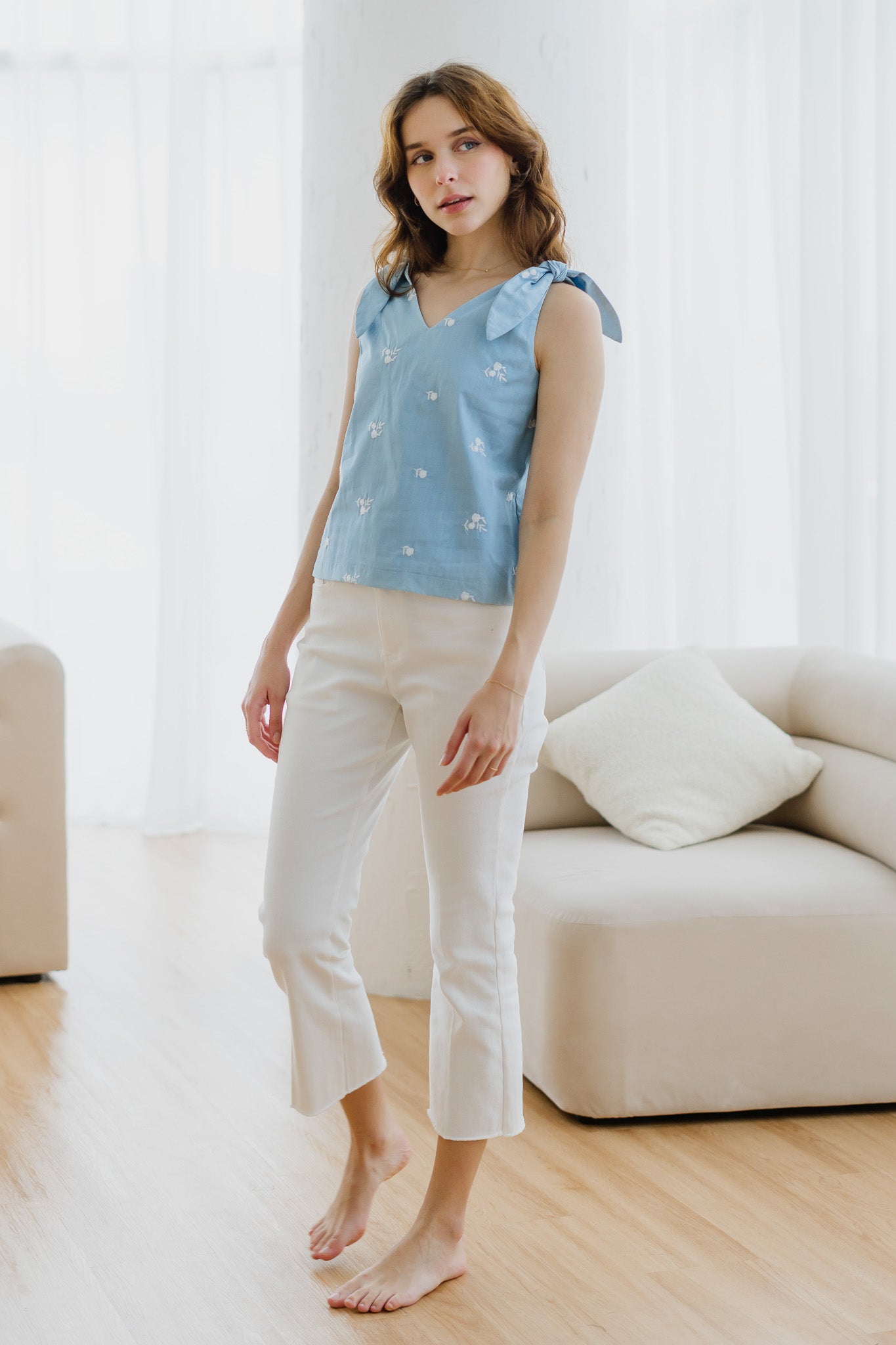 Kiara Embroidery Two-way Blouse in Light Blue