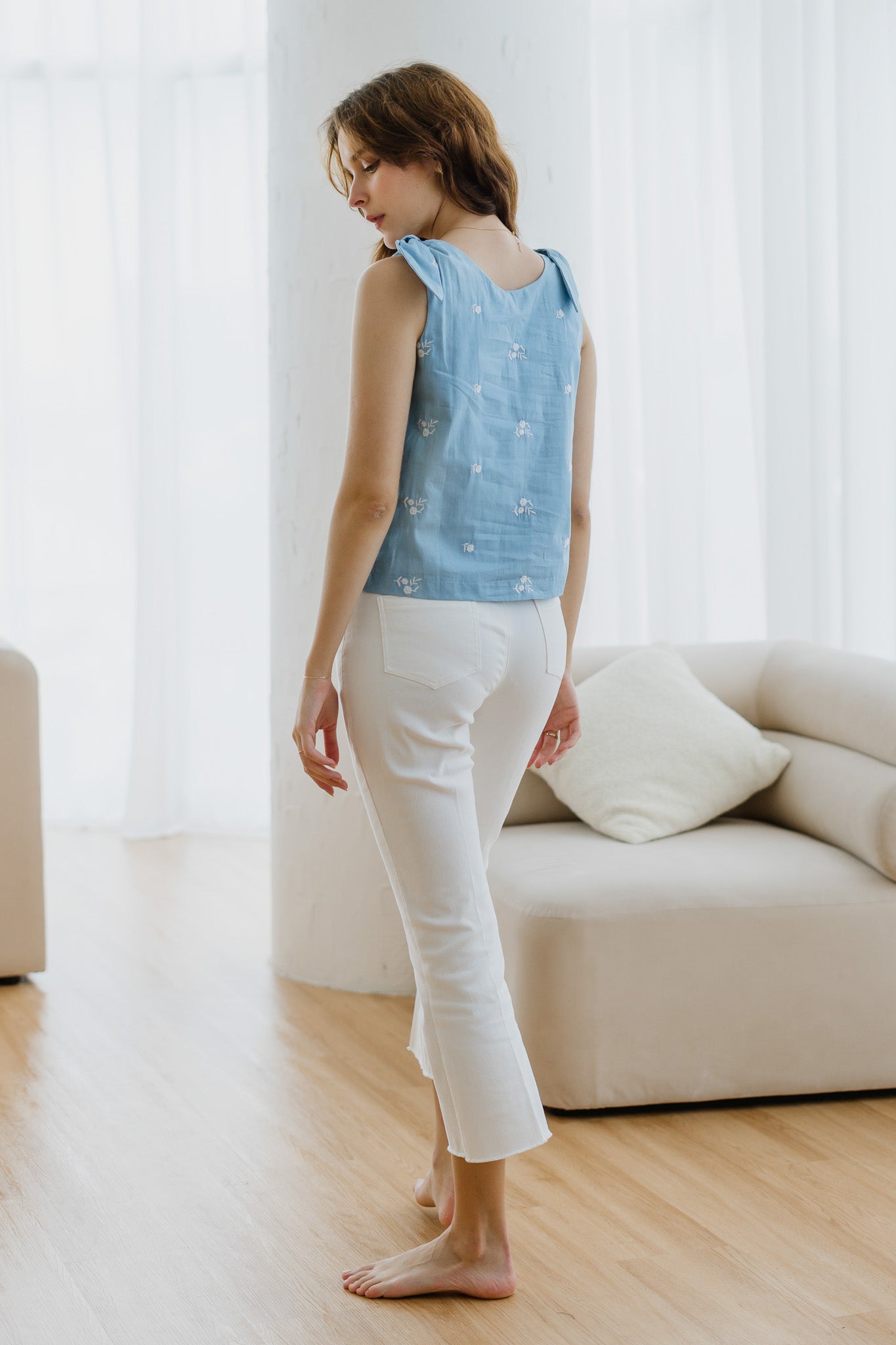 Kiara Embroidery Two-way Blouse in Light Blue