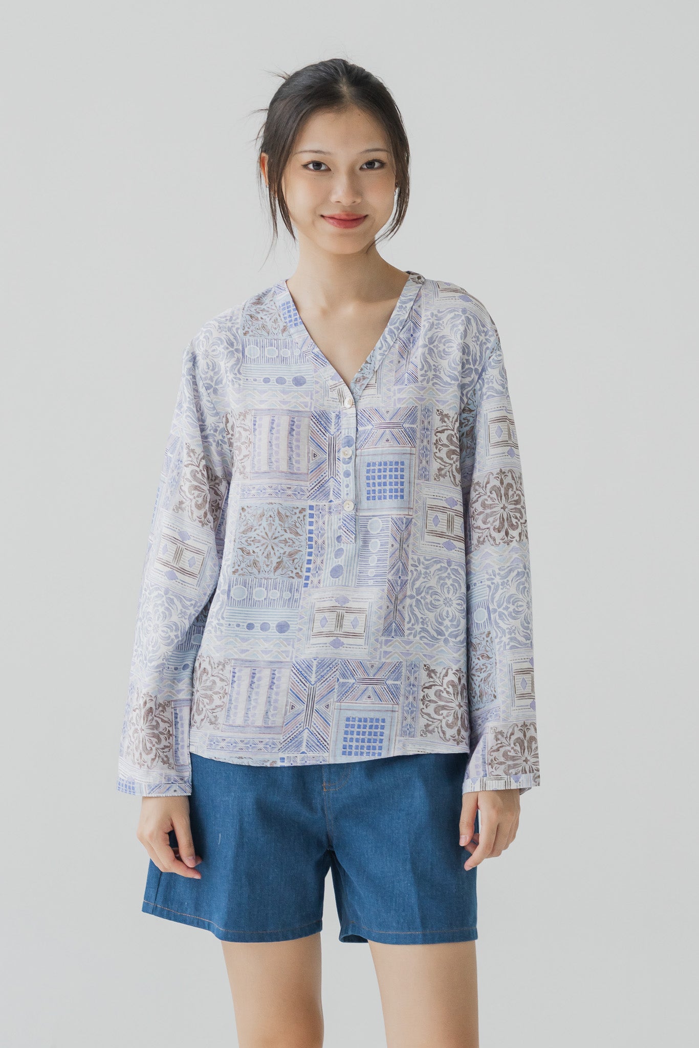 Ayra Printed Long Sleeve Loosefit Shirt in Blue