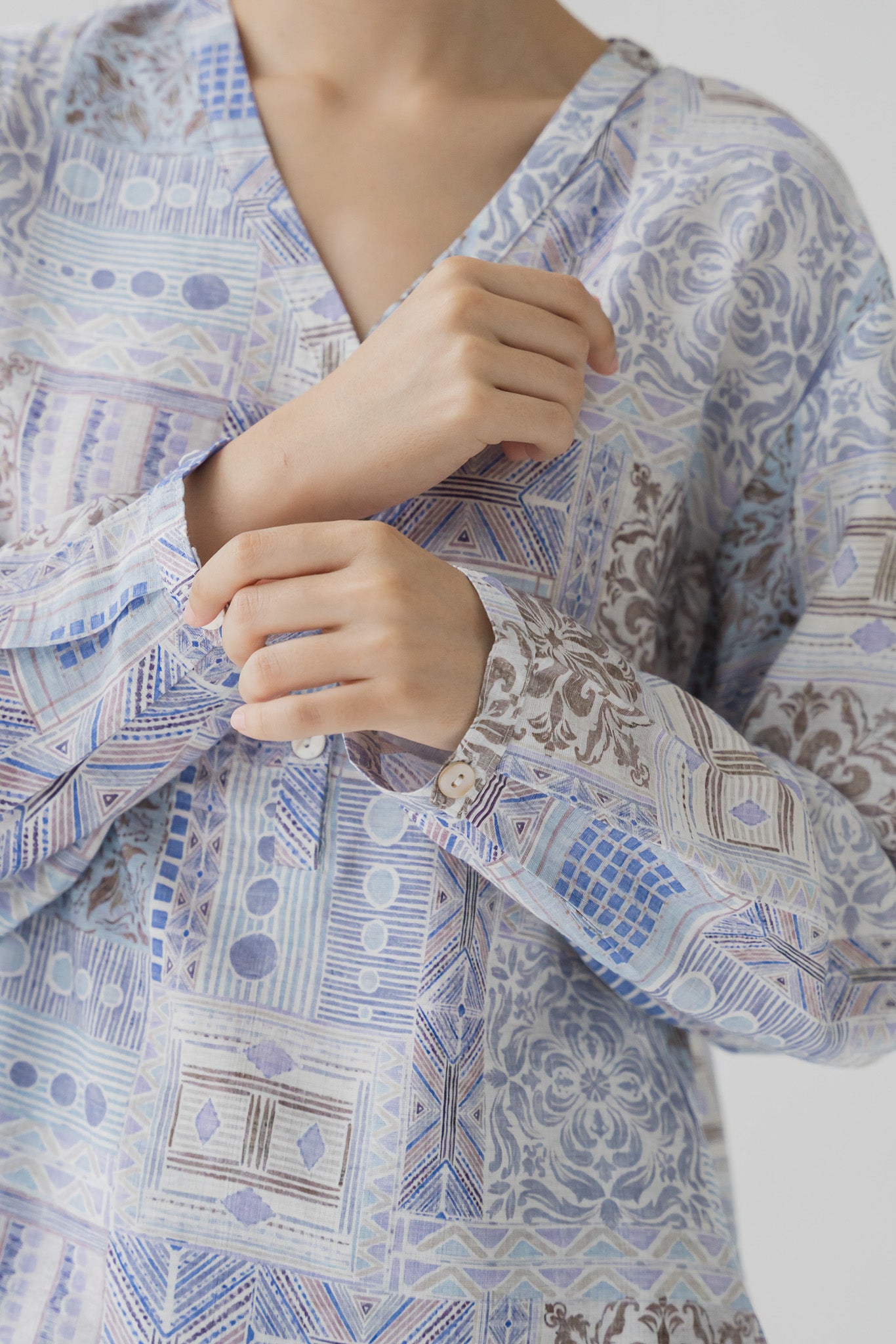 Ayra Printed Long Sleeve Loosefit Shirt in Blue