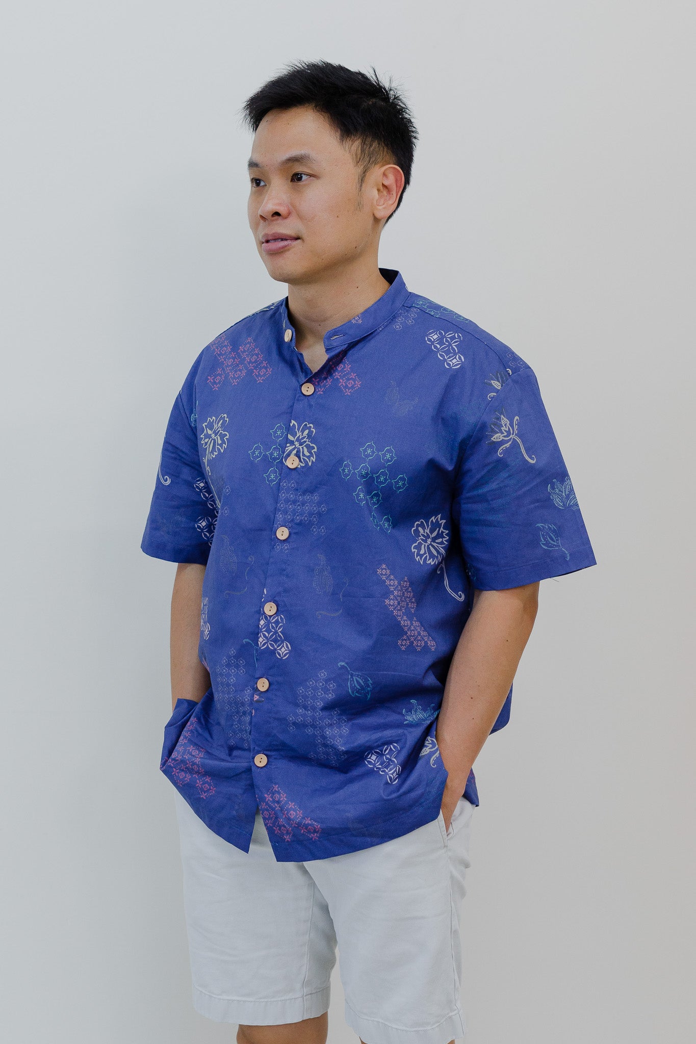 In Perfect Harmony Mandarin Collar Men's Shirt in Yang