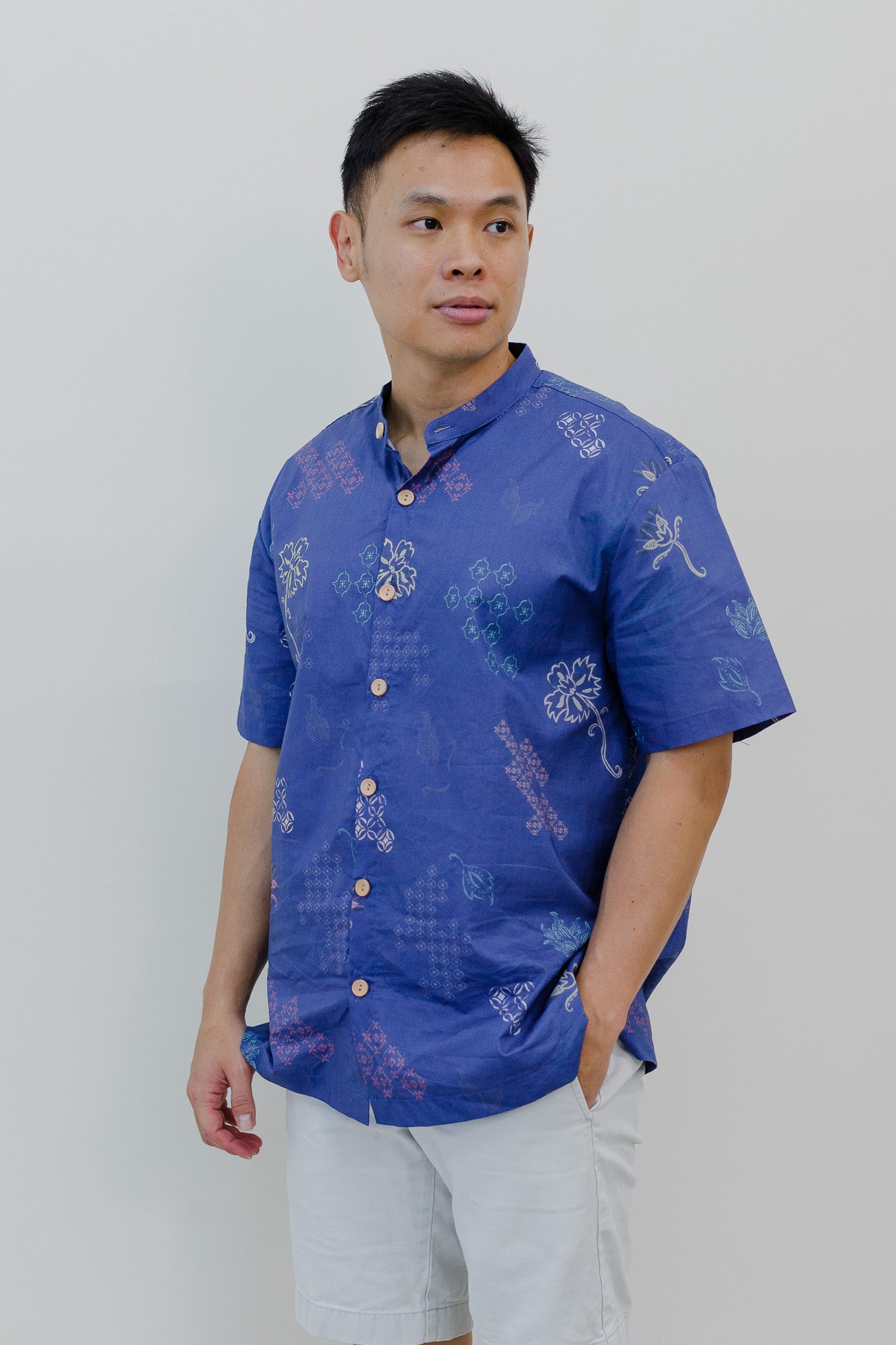 In Perfect Harmony Mandarin Collar Men's Shirt in Yang