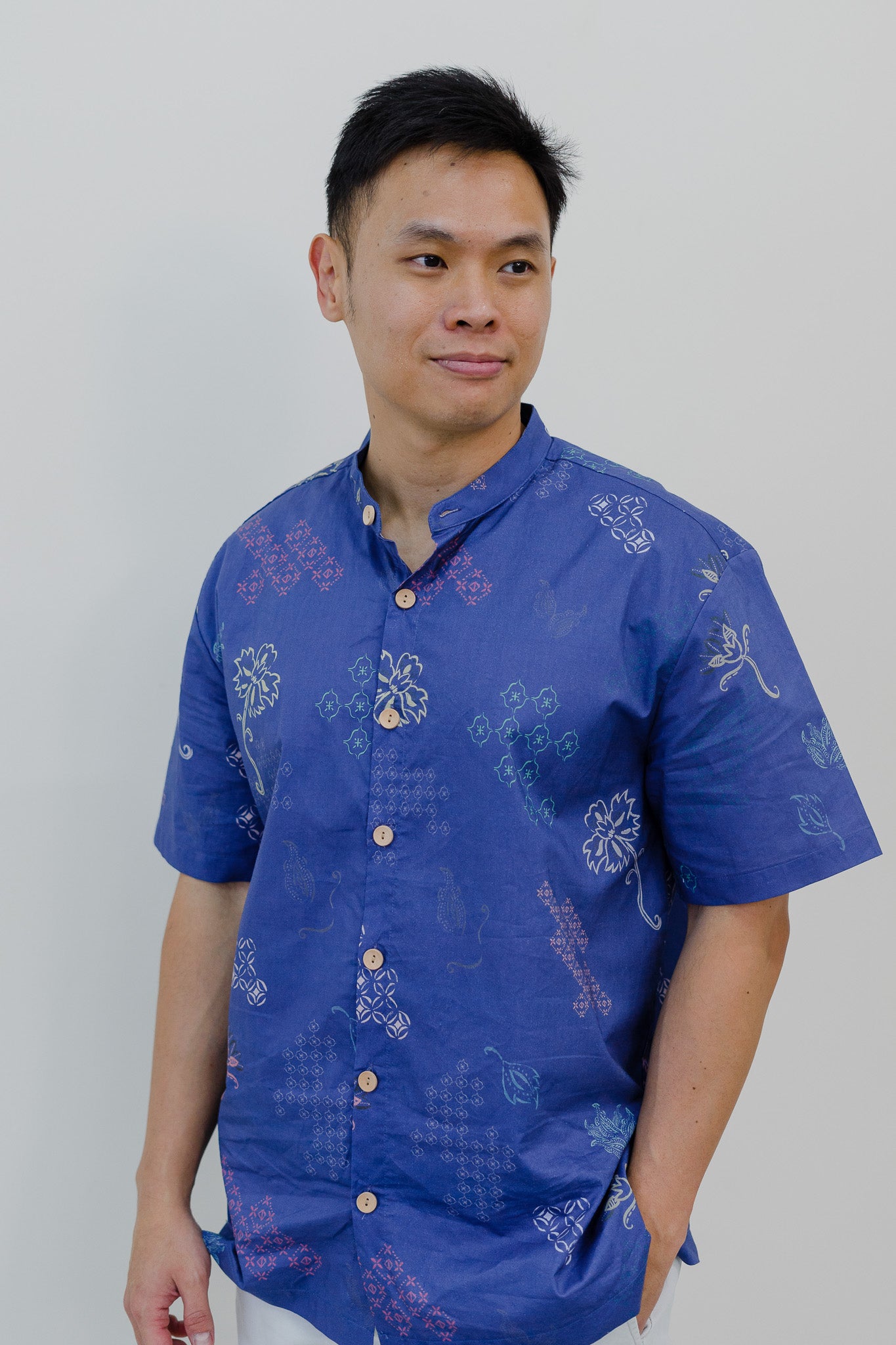 In Perfect Harmony Mandarin Collar Men's Shirt in Yang