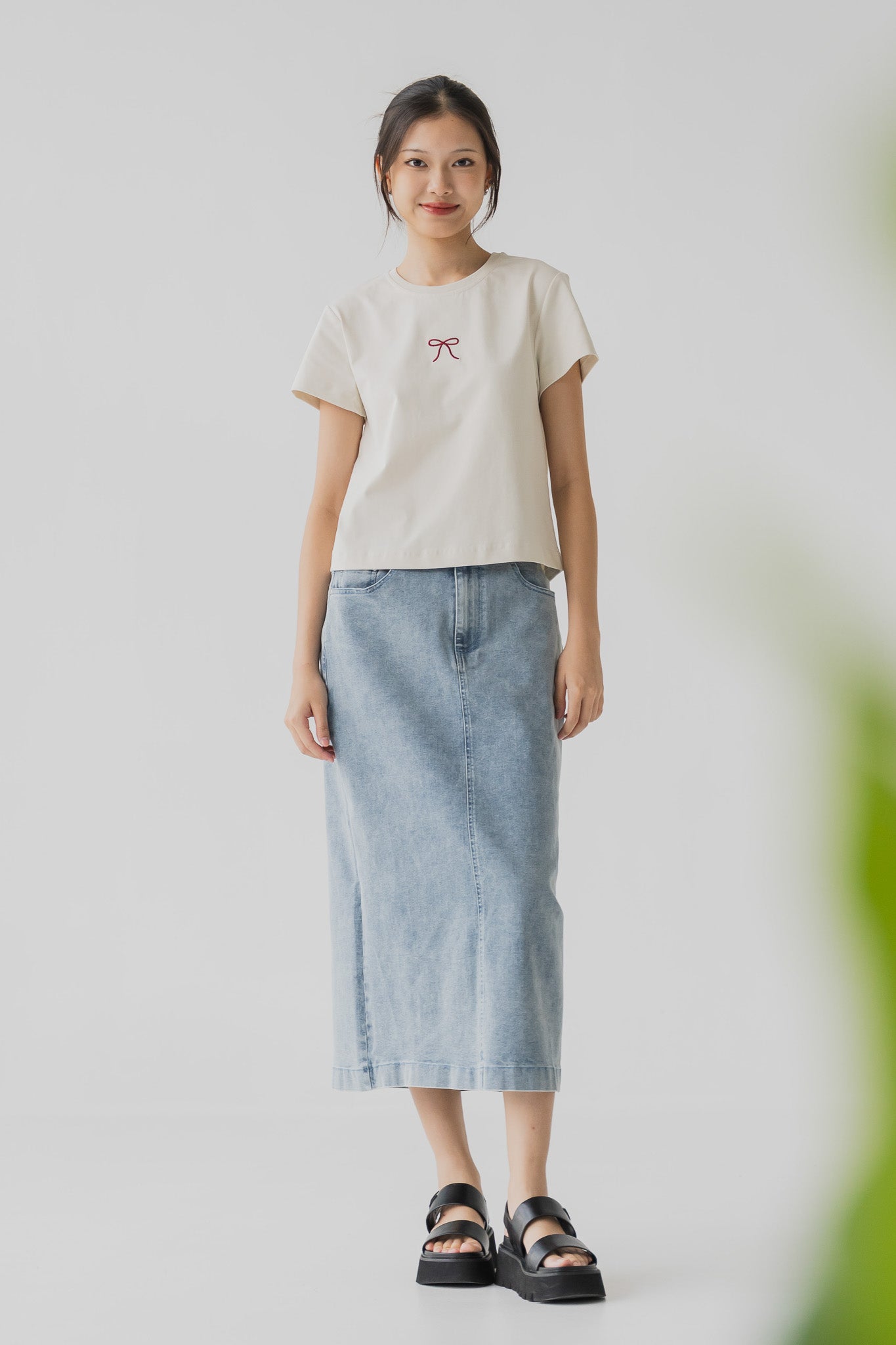 Back Slit Midaxi Denim Skirt in Light Wash
