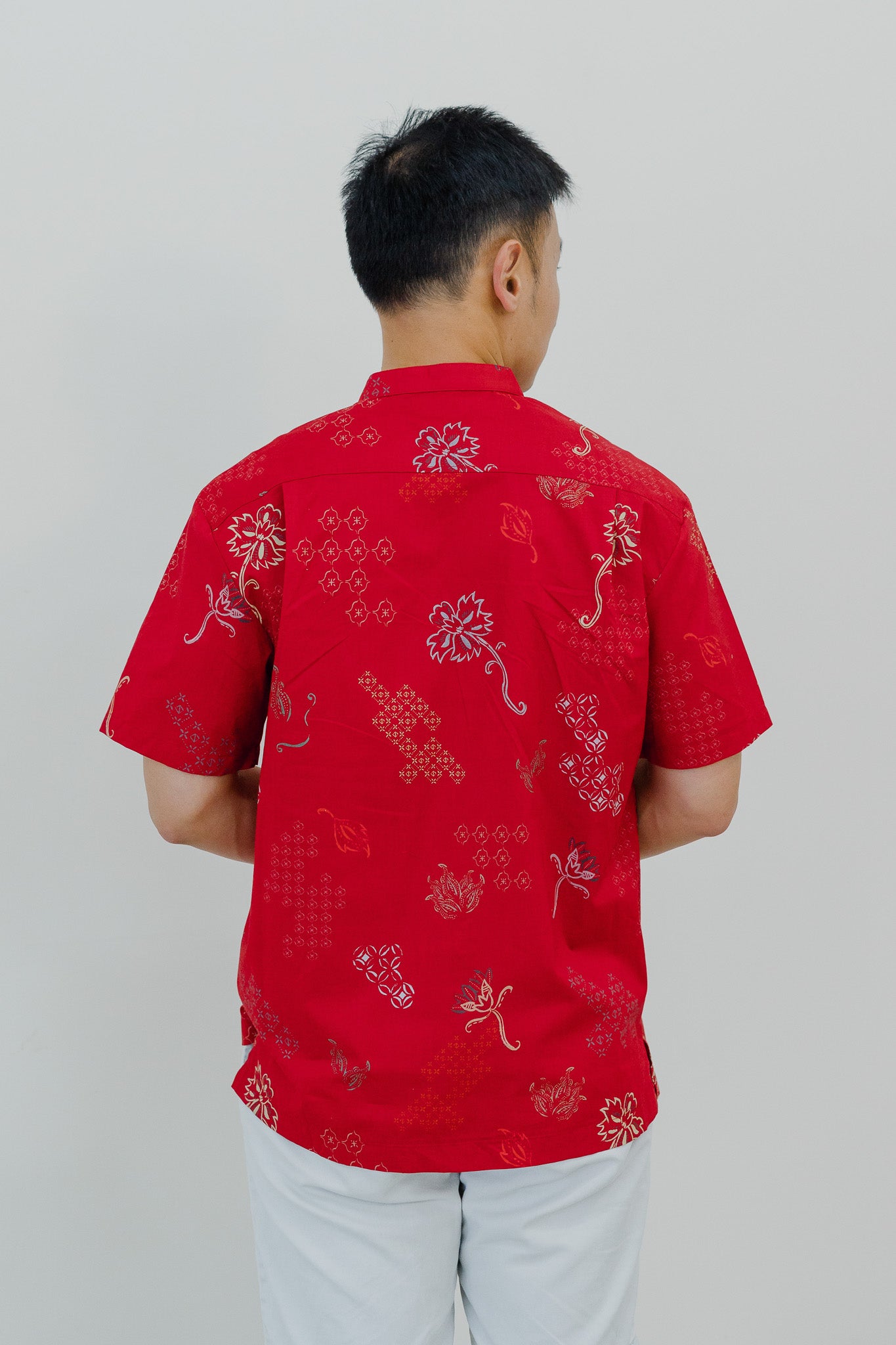 In Perfect Harmony Mandarin Collar Men's Shirt in Yin