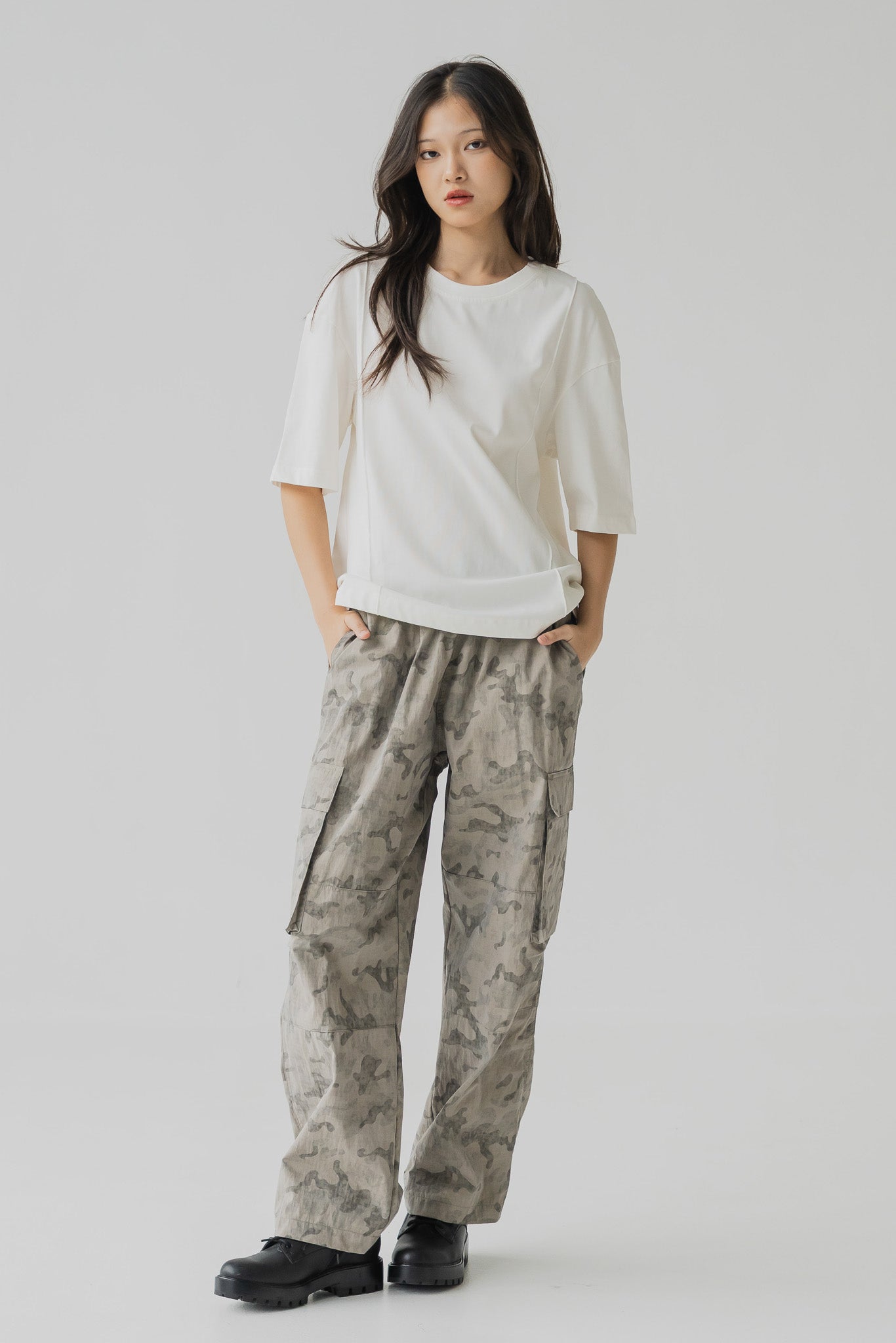 Piping Detail Loosefit Tee in White