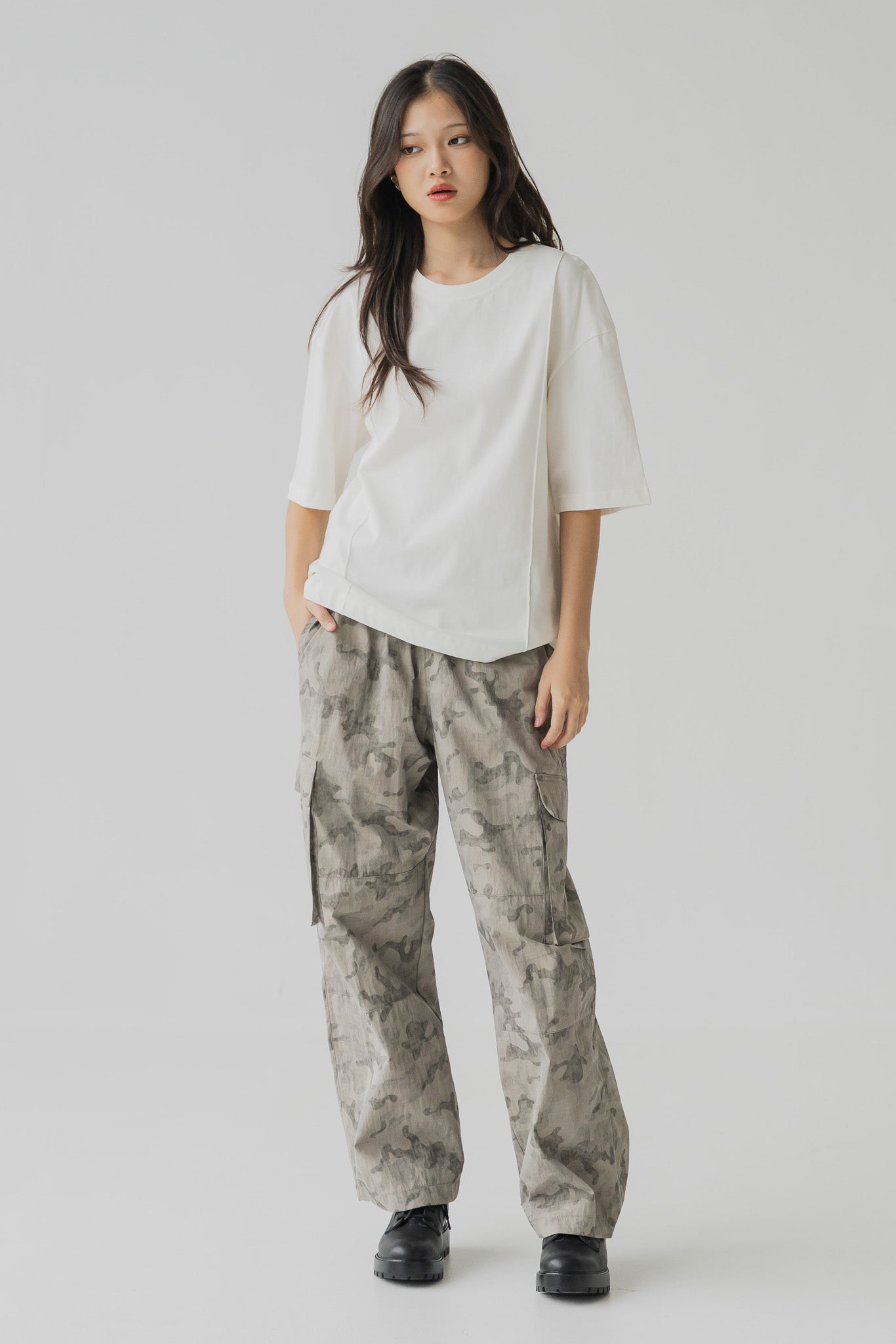 Camo Utility Pants in Gray