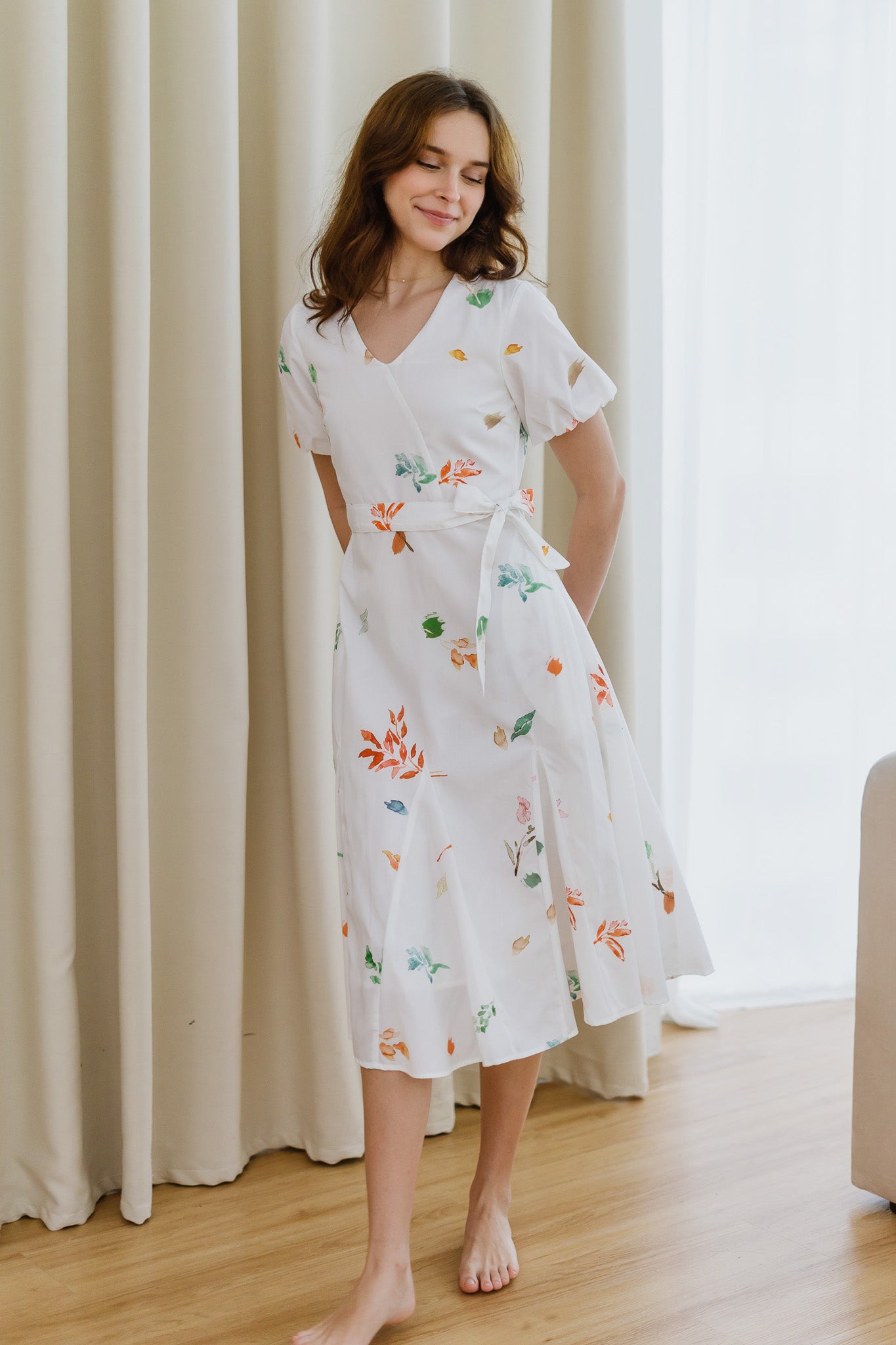 Fall In Love Sleeved Midaxi Dress in Glow