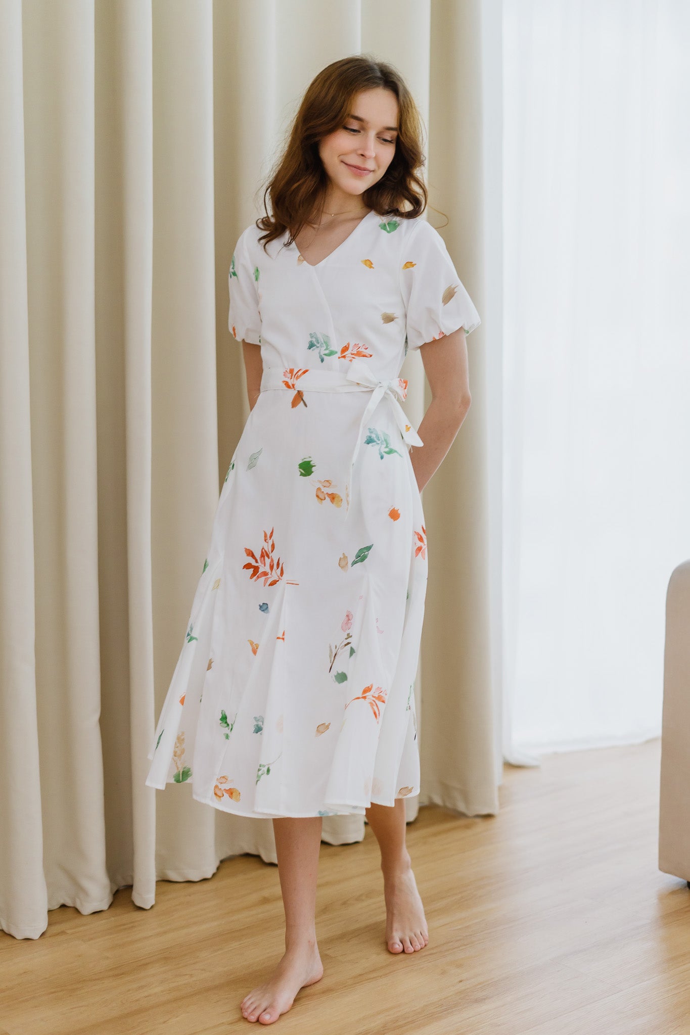 Fall In Love Sleeved Midaxi Dress in Glow