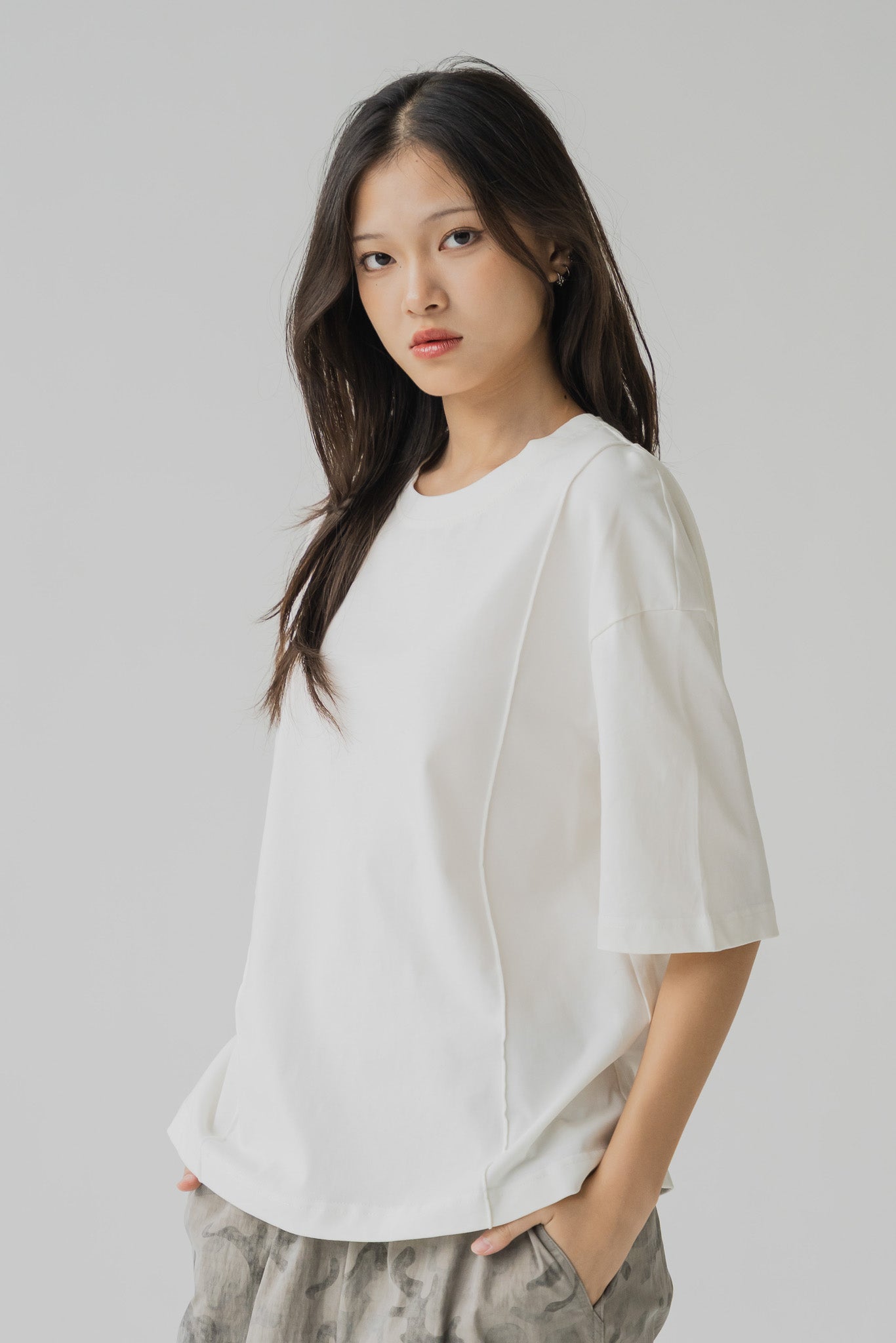 Piping Detail Loosefit Tee in White