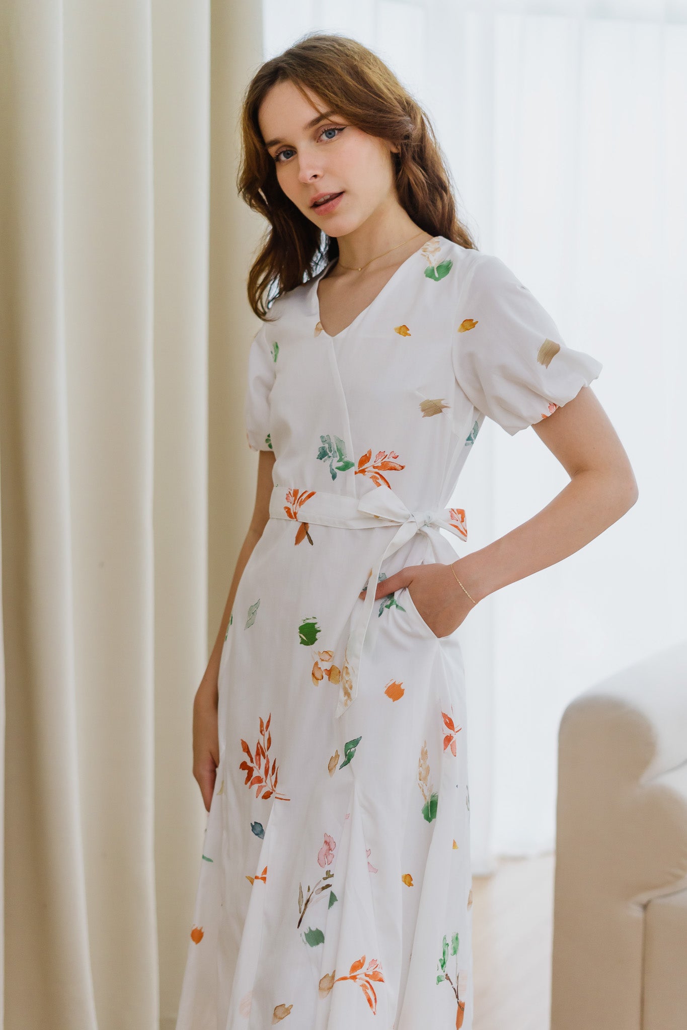 Fall In Love Sleeved Midaxi Dress in Glow