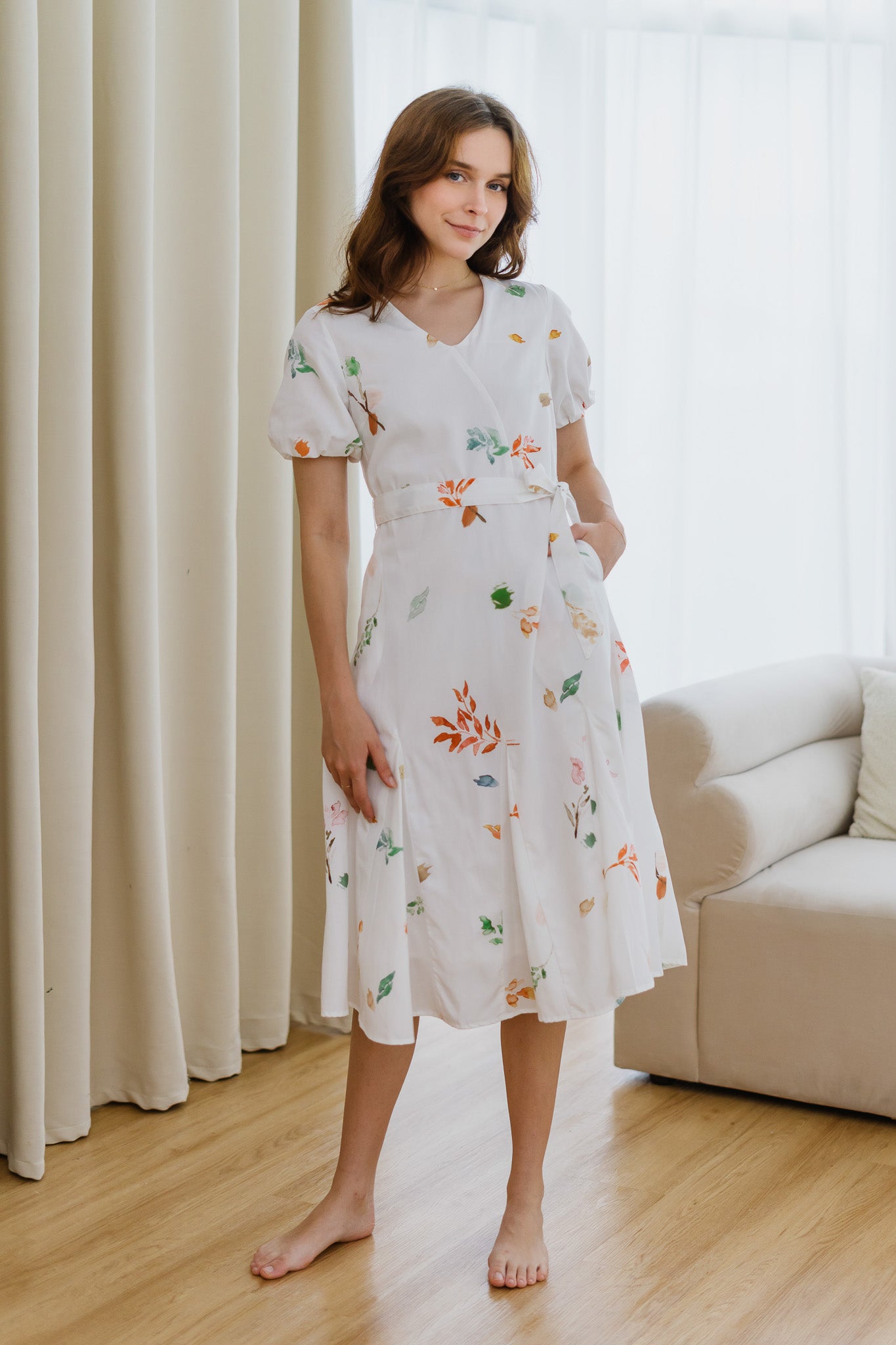 Fall In Love Sleeved Midaxi Dress in Glow