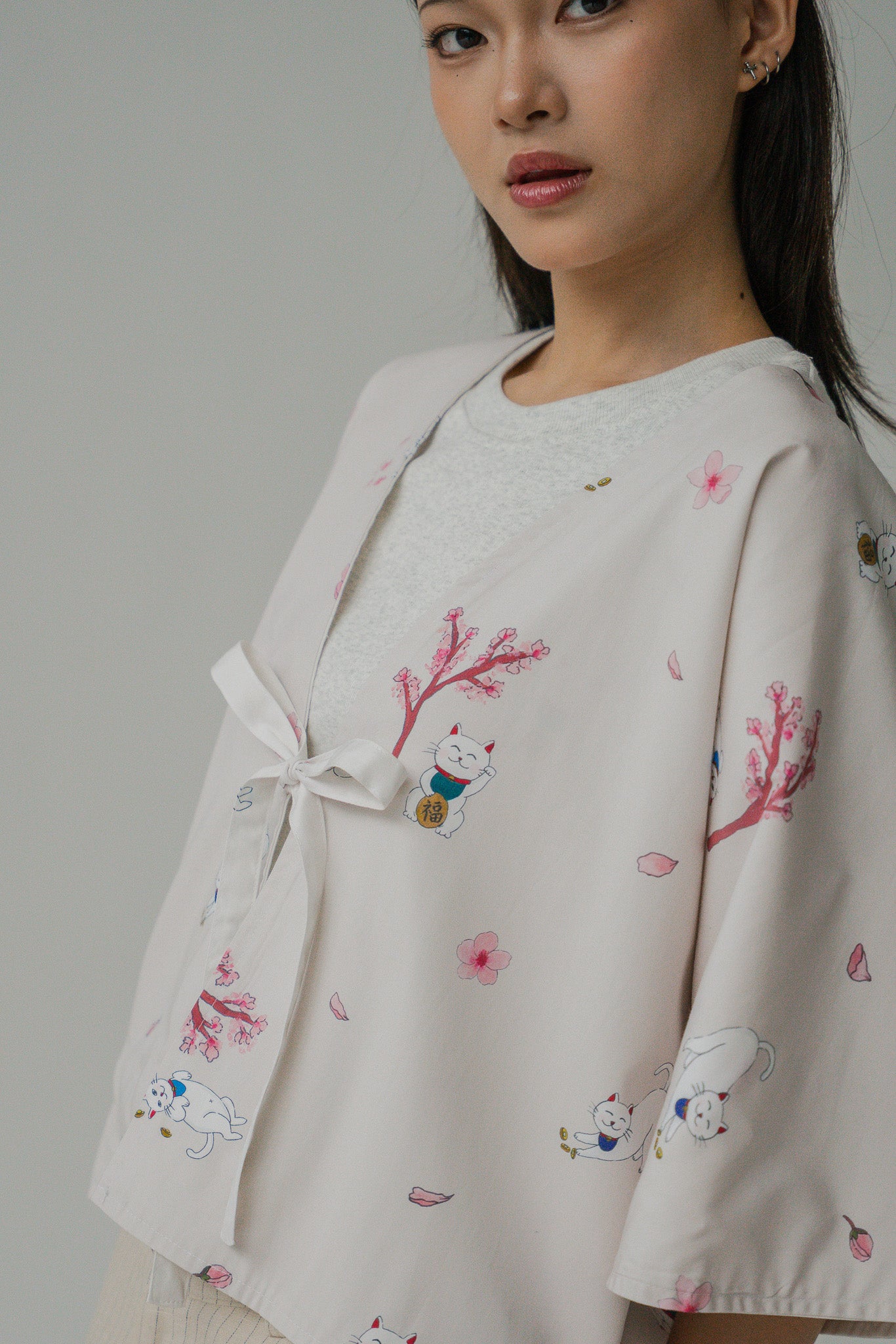 Fortune In Bloom Two-way Kimono in Shiro/Kinako