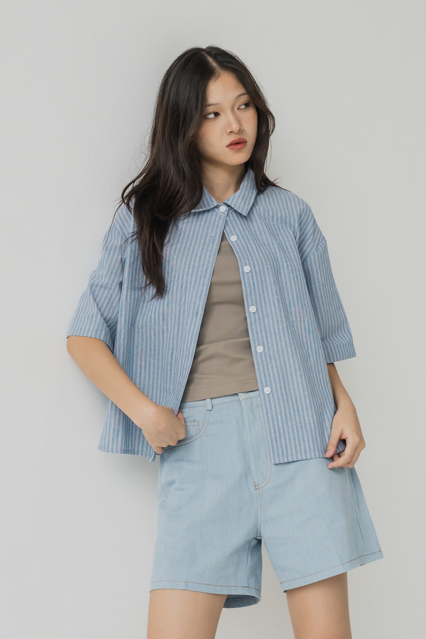 Off-duty Linen Striped Shirt in Blue