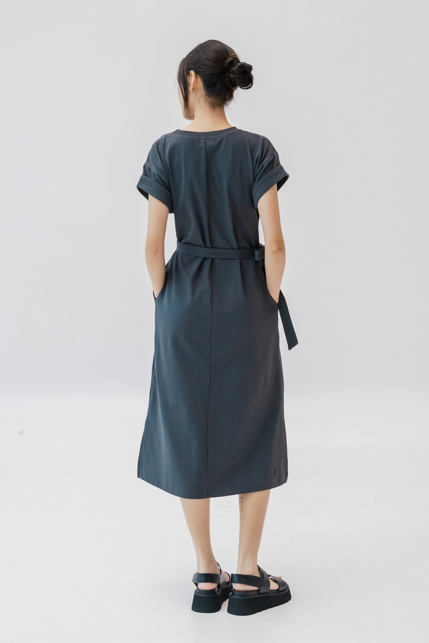 Astrid Jersey Dress in Dark Gray