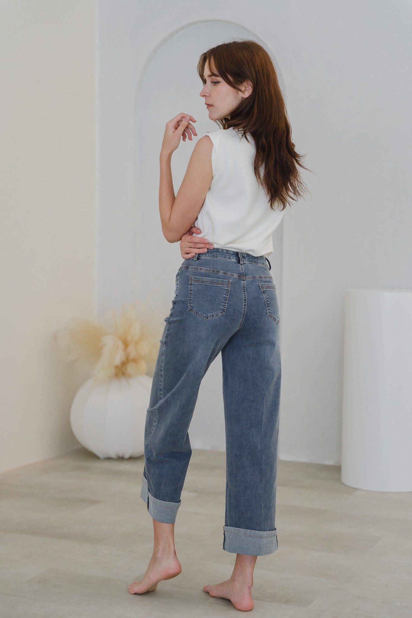 Estella Washed Broad Jeans in Light Wash