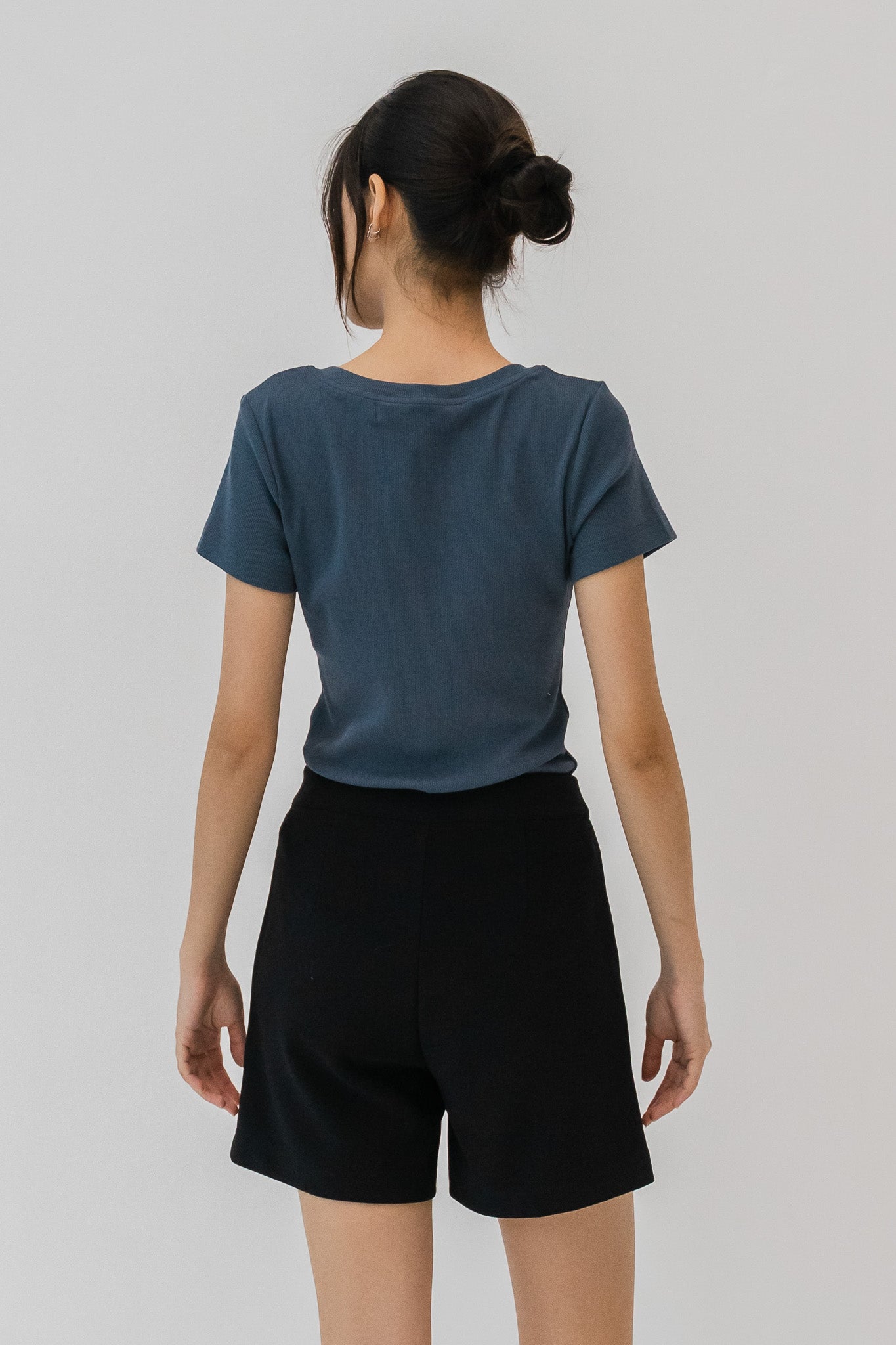 Jodie Clean Cut Shorts in Black