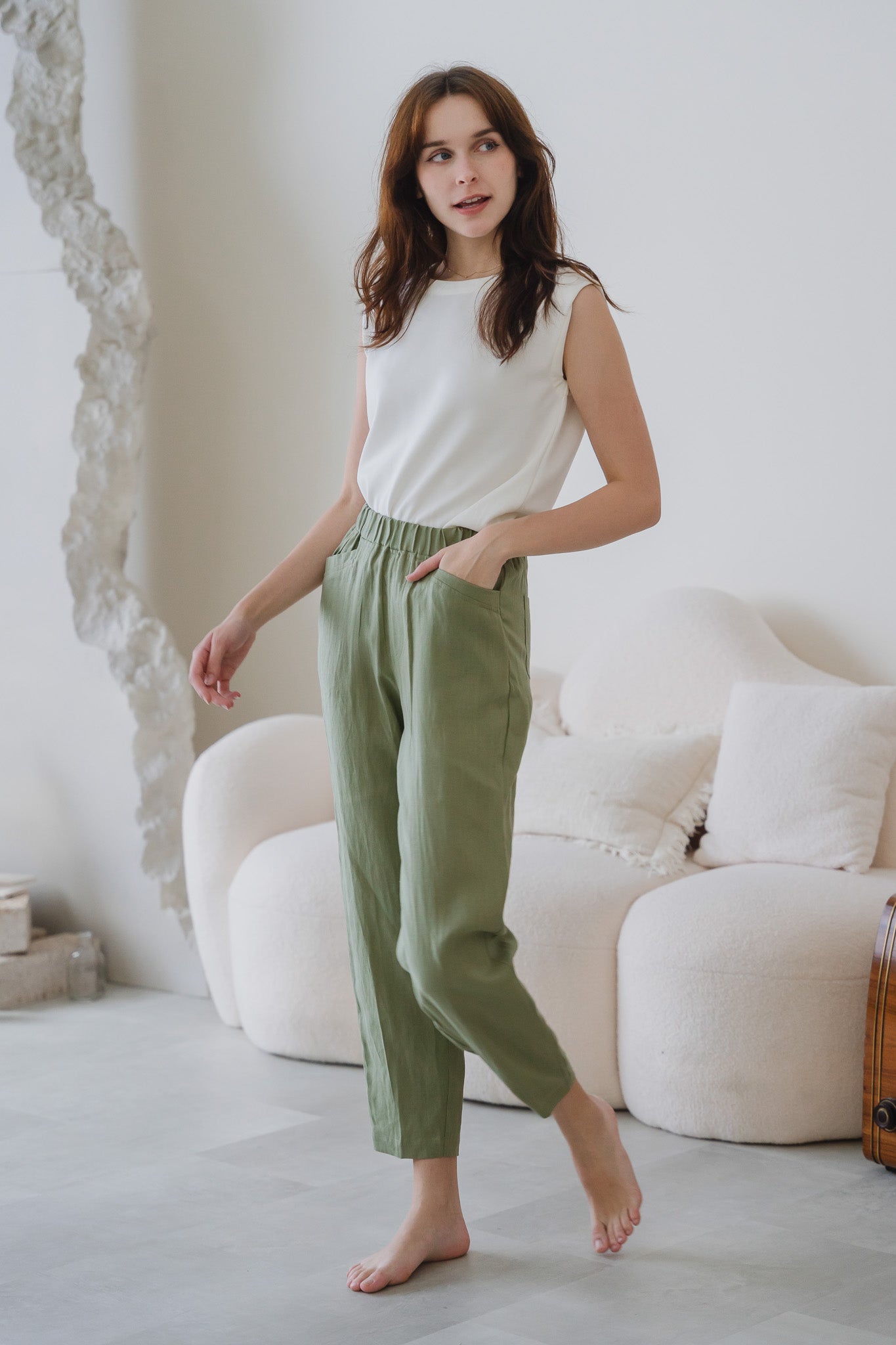 Core Essentials Linen Pants in Army Green