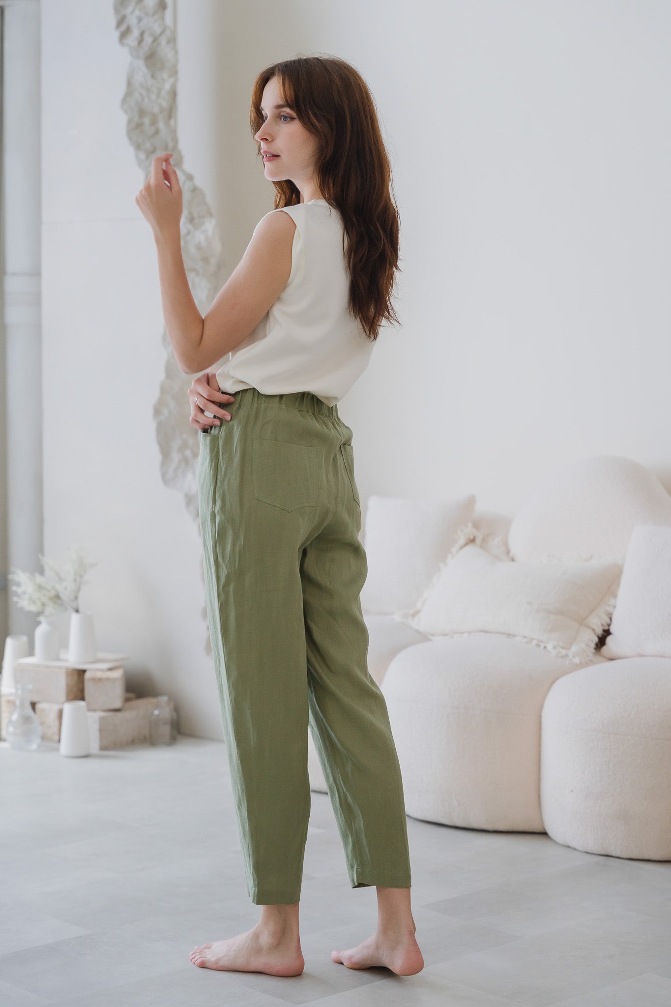 Core Essentials Linen Pants in Army Green