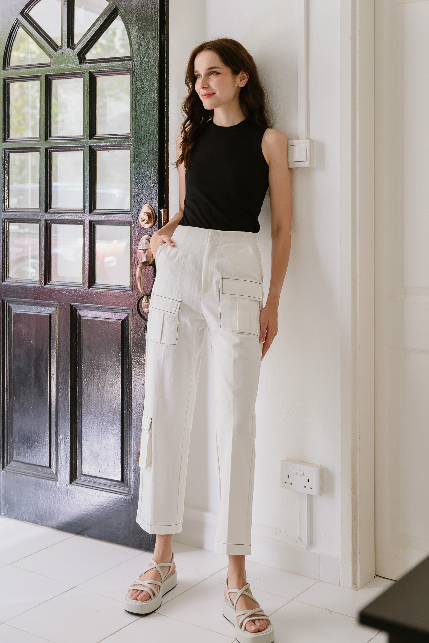 Max Contrast Stitch Cargo Pants in White [ONLINE ONLY]