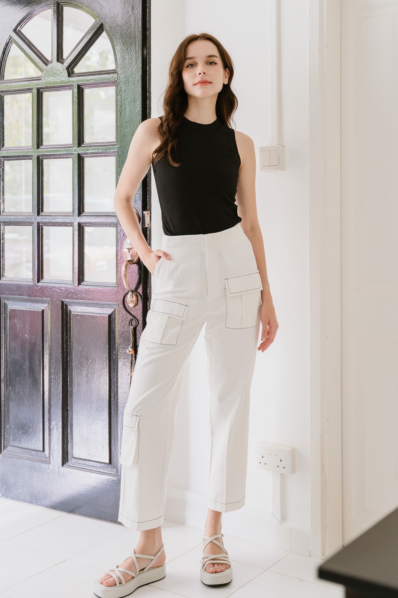 Max Contrast Stitch Cargo Pants in White [ONLINE ONLY]