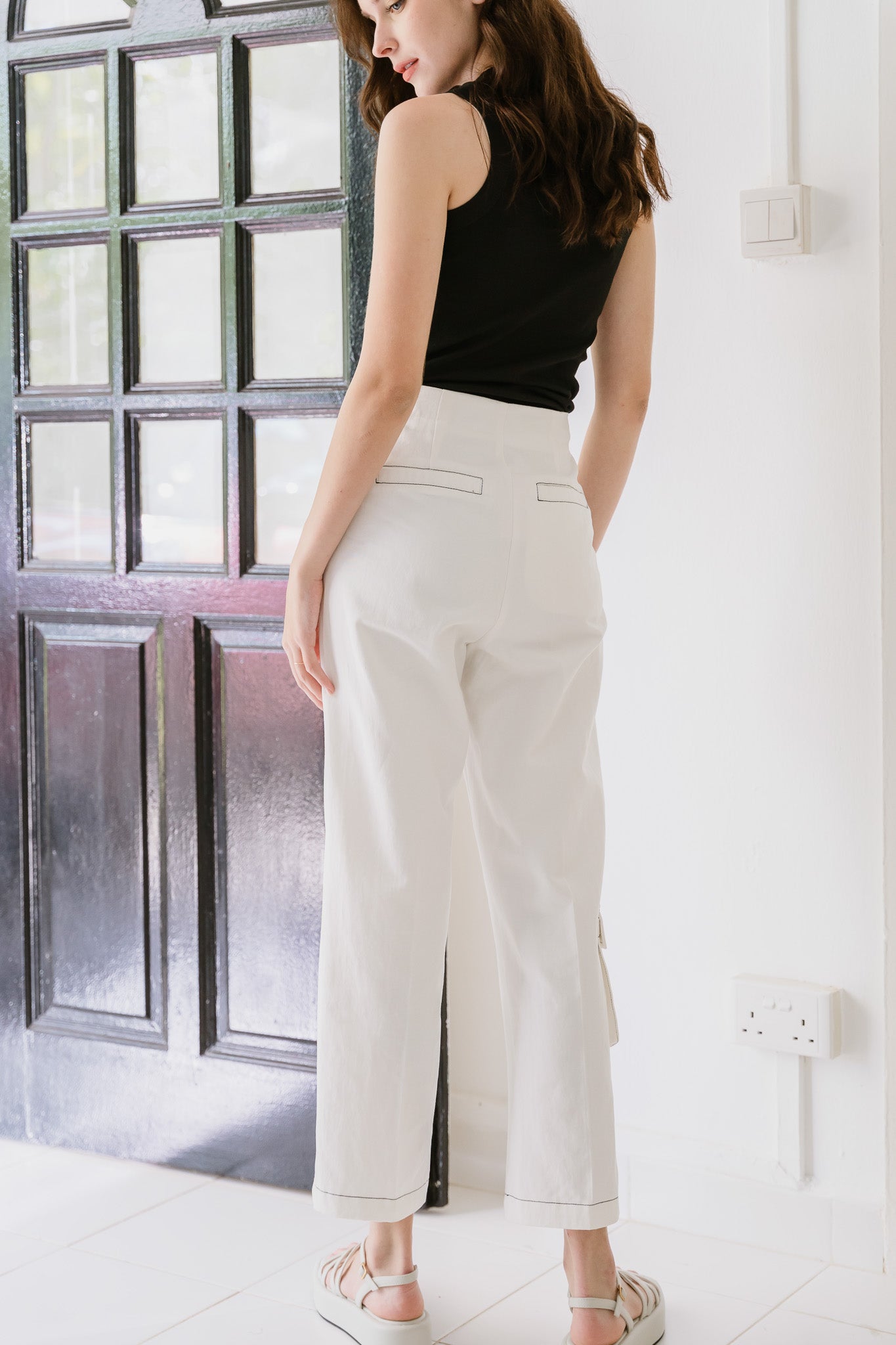 Max Contrast Stitch Cargo Pants in White [ONLINE ONLY]