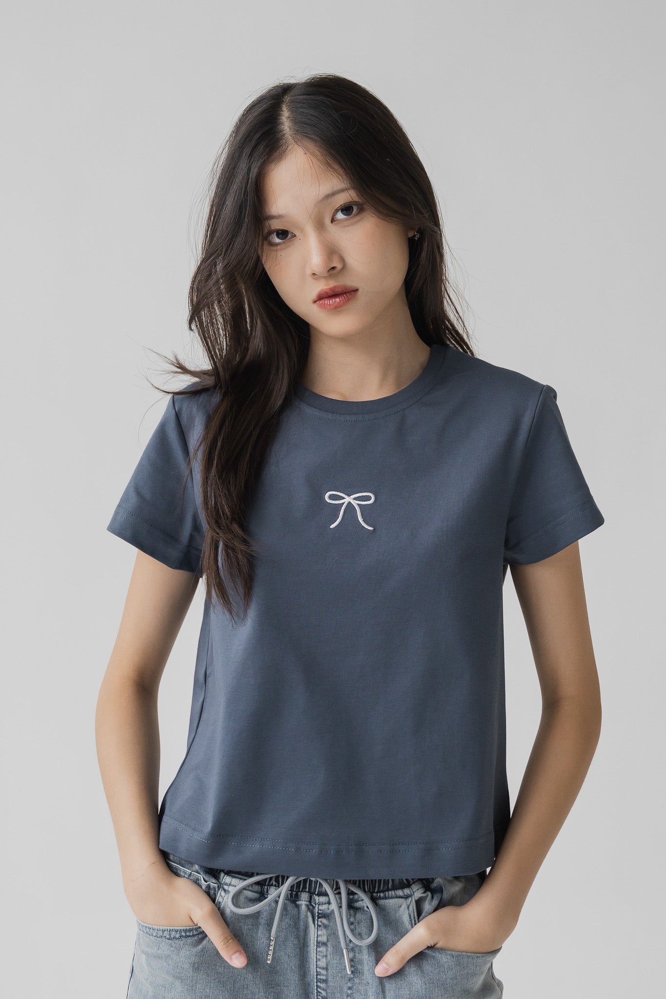 Ribbon Embroidery Tee in Dark Blue