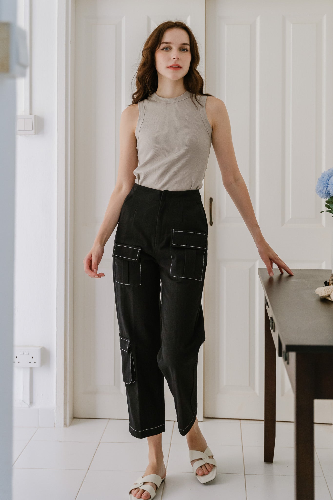 Max Contrast Stitch Cargo Pants in Black [ONLINE ONLY]