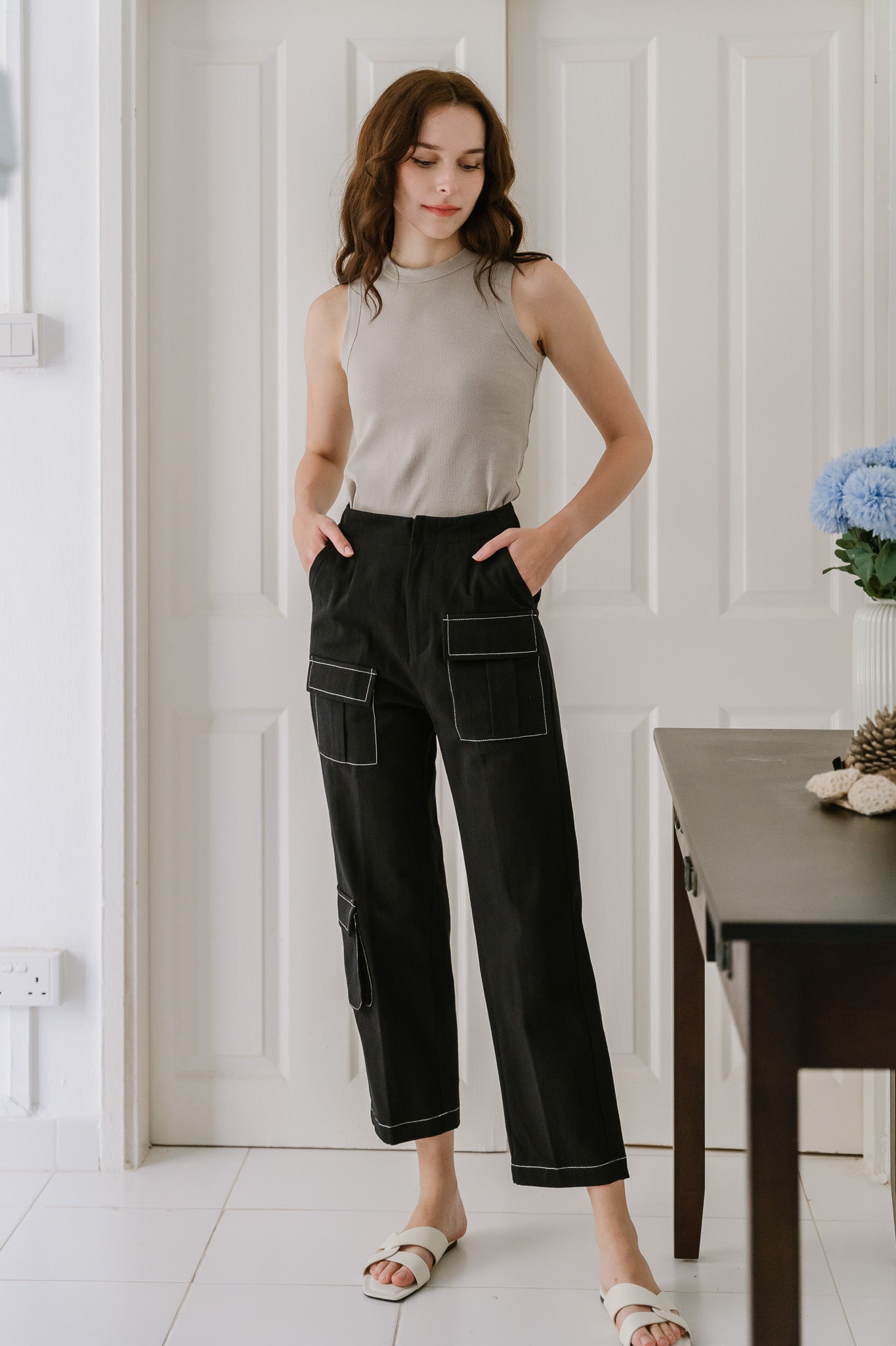 Max Contrast Stitch Cargo Pants in Black [ONLINE ONLY]