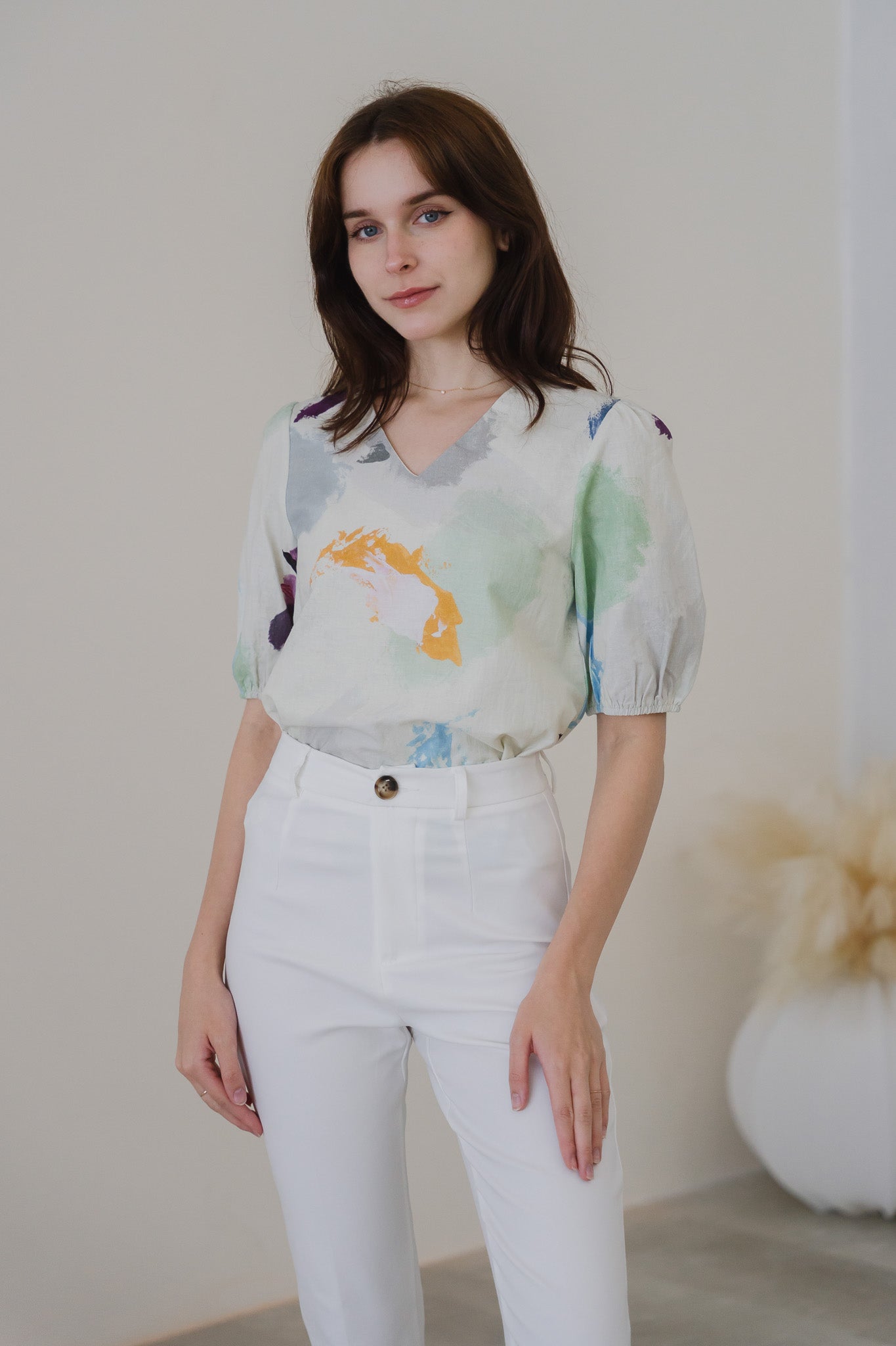 Life On A Canvas II Sleeved Linen Blouse in Harmony