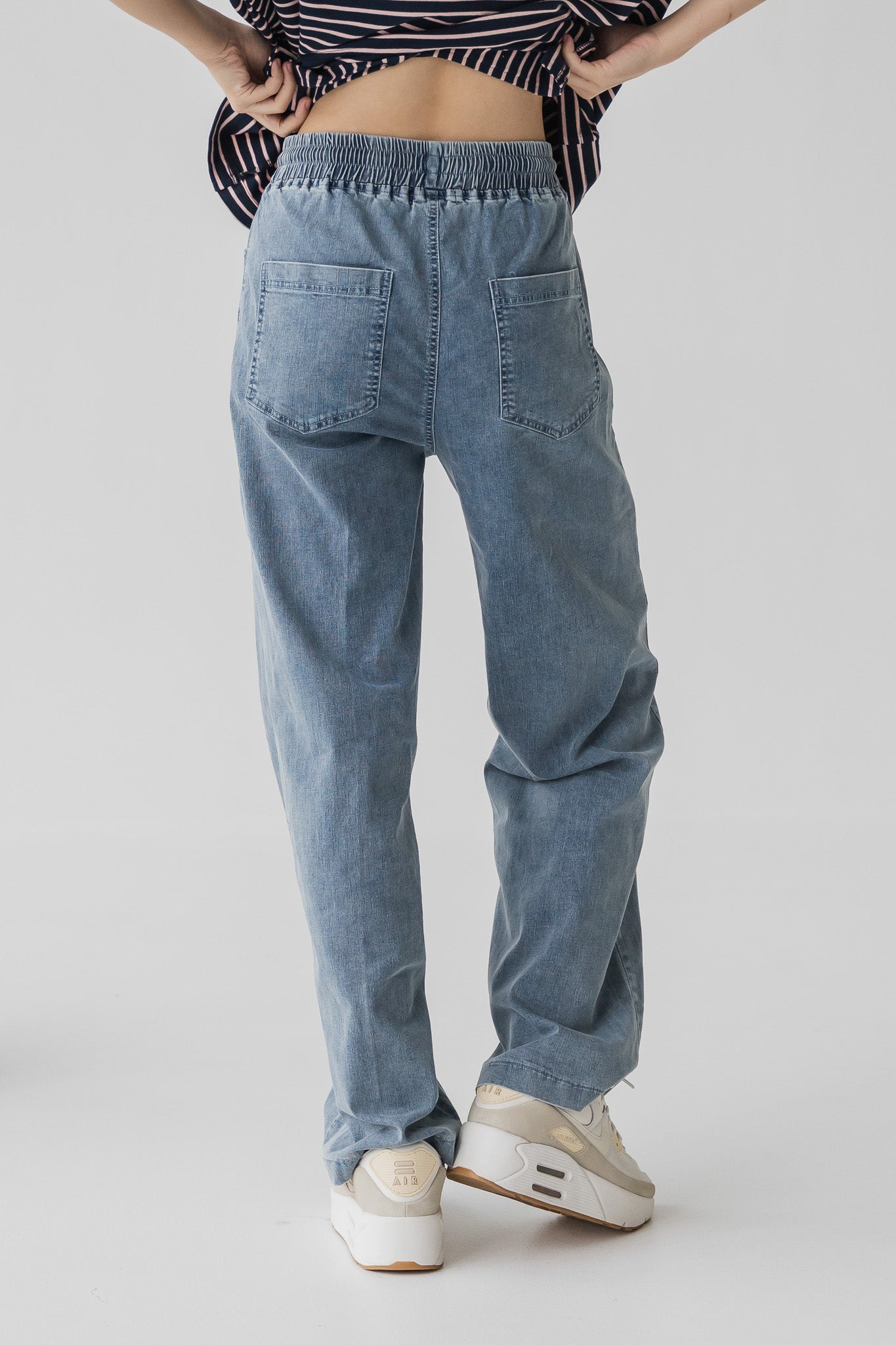 Drawstring Denim Jeans in Mid Wash