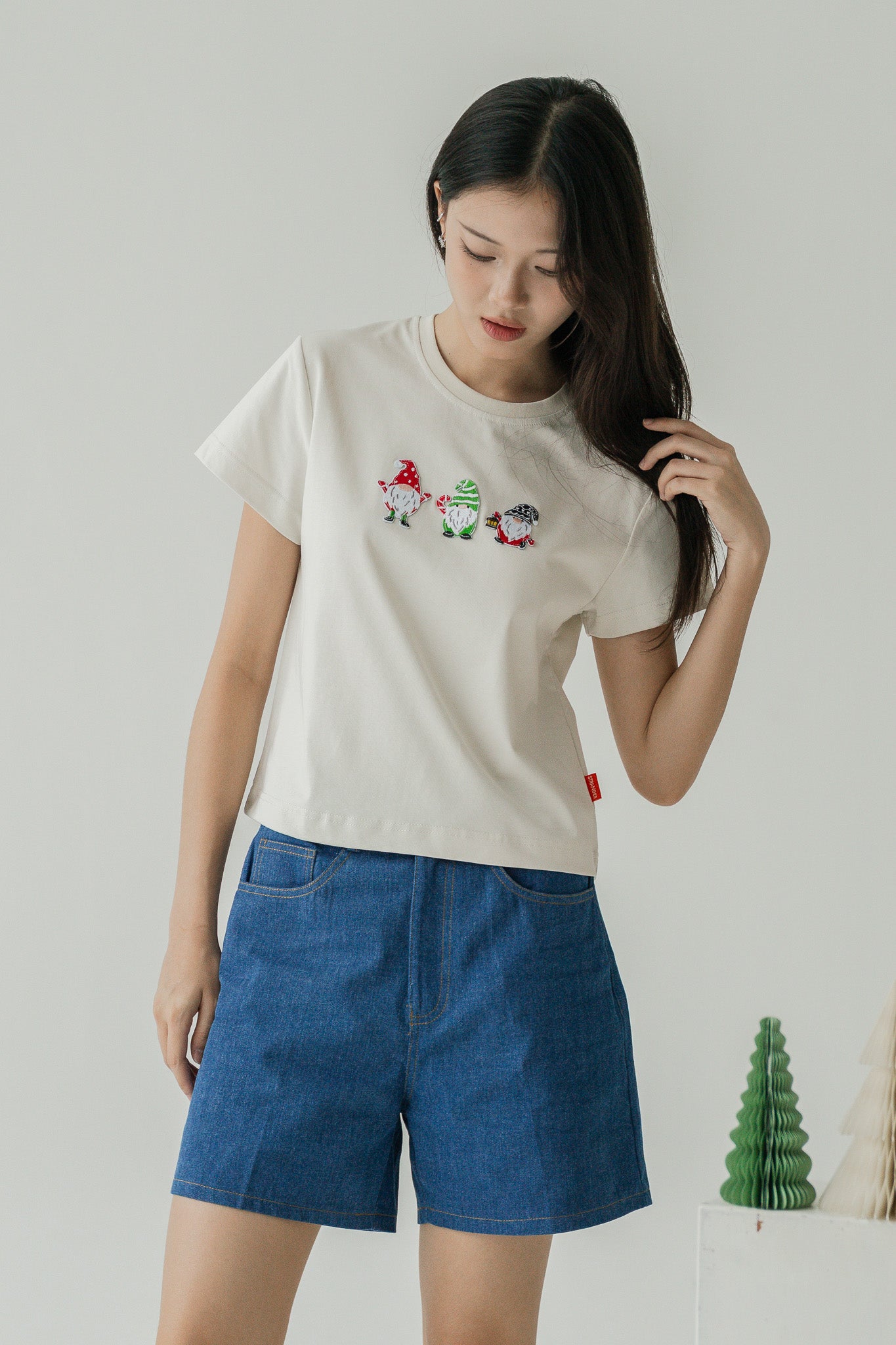 Holly Jolly Women's Tee in Cream