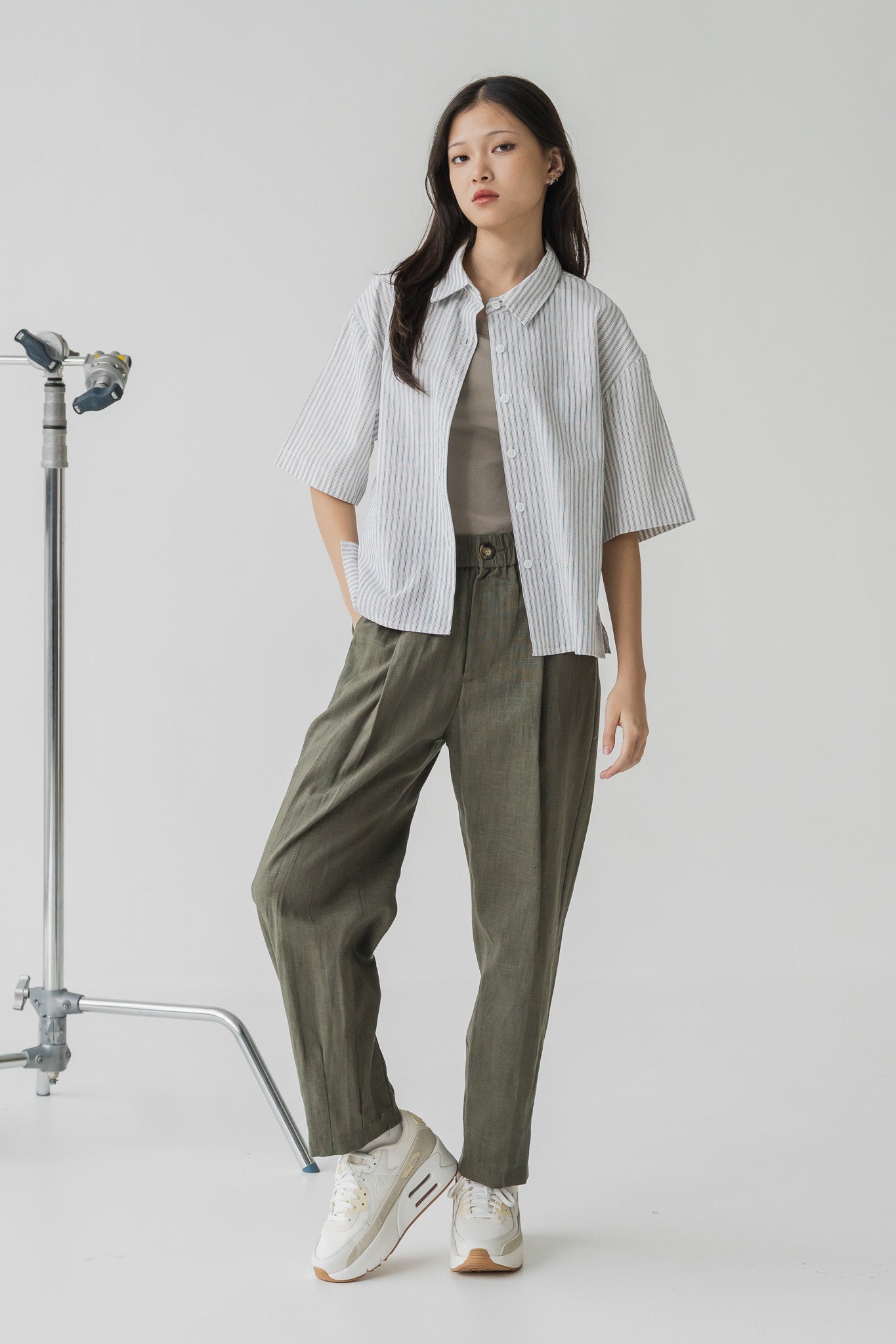 Off-duty Linen Striped Shirt in White
