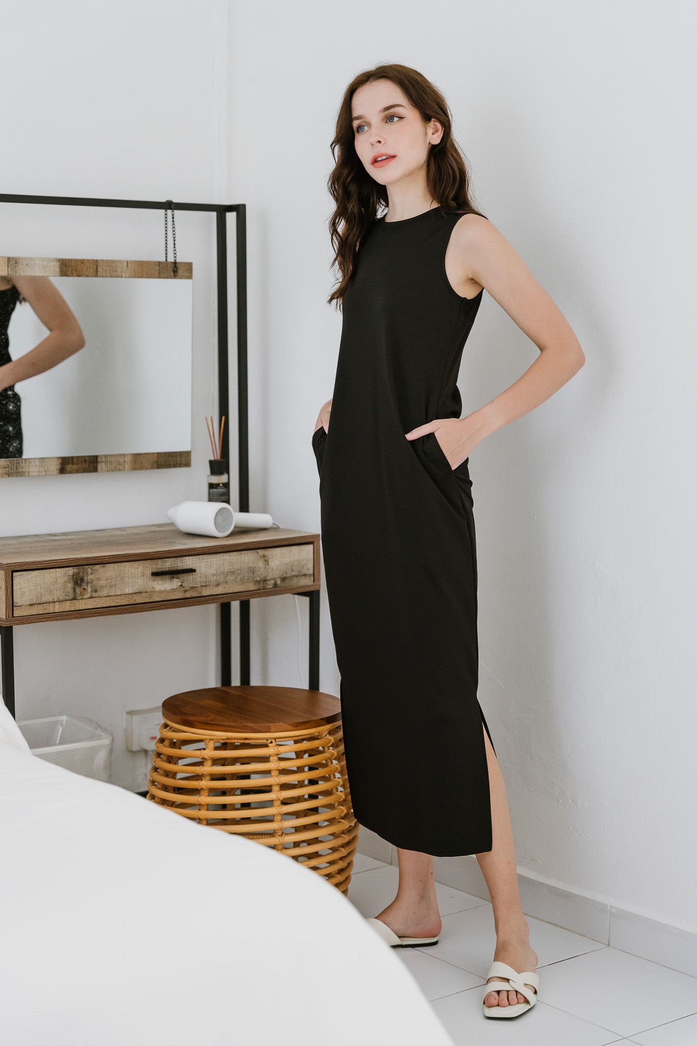 Zola Knot Detail Maxi Dress in Black