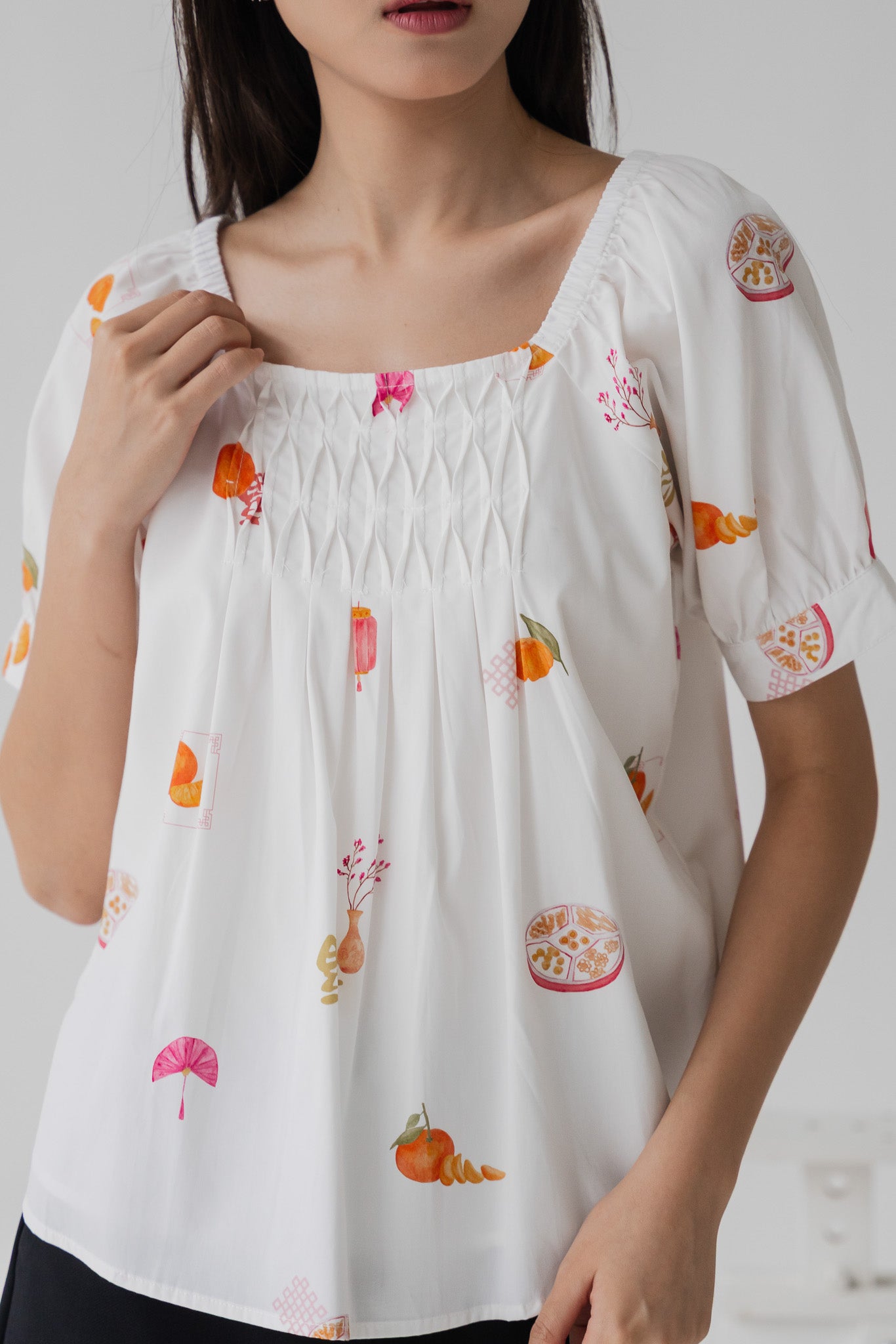 Sweet Savoury Spring Pleat Detail Blouse in Cloud