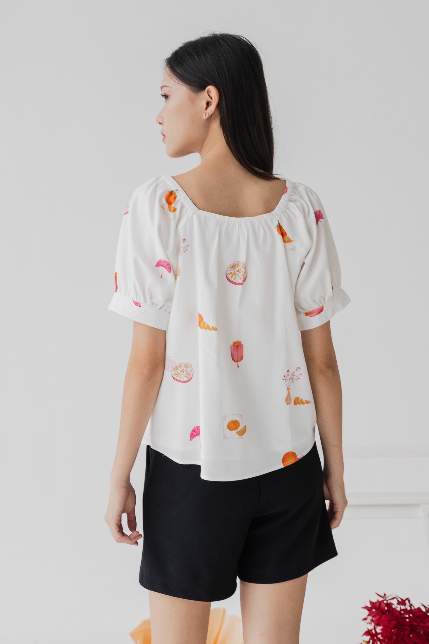 Sweet Savoury Spring Pleat Detail Blouse in Cloud