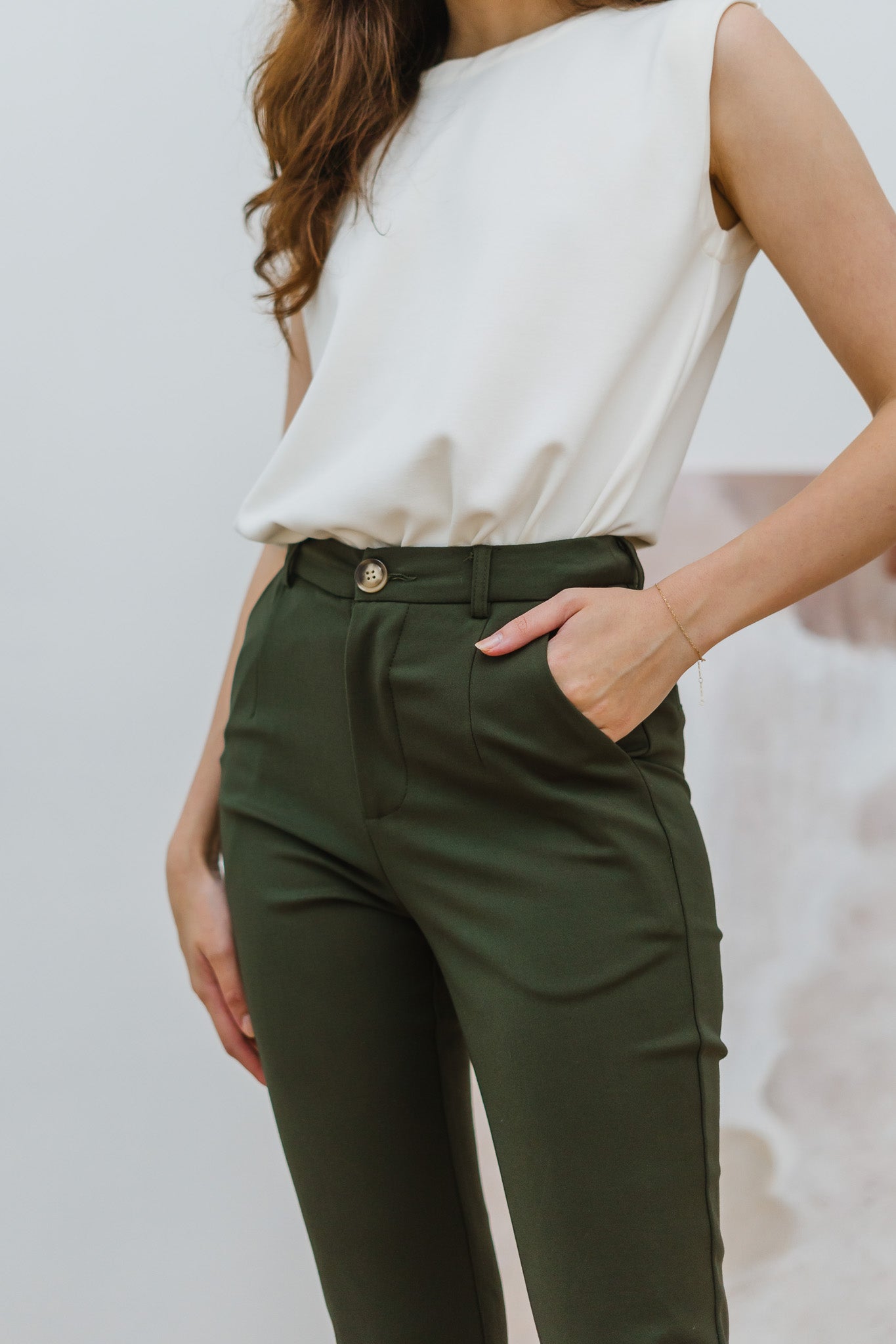 Ariel Cuffed Work Pants in Army Green