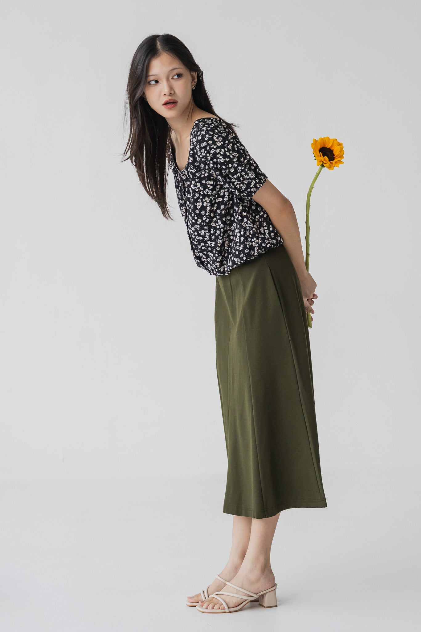 Amanda Panel Roma Skirt in Army Green [ONLINE ONLY]