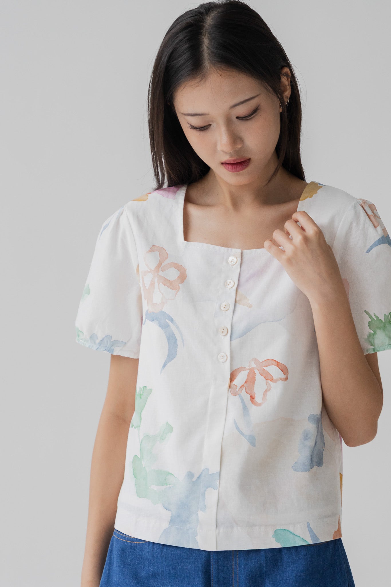 Garden of Eden Two-way Linen Blouse