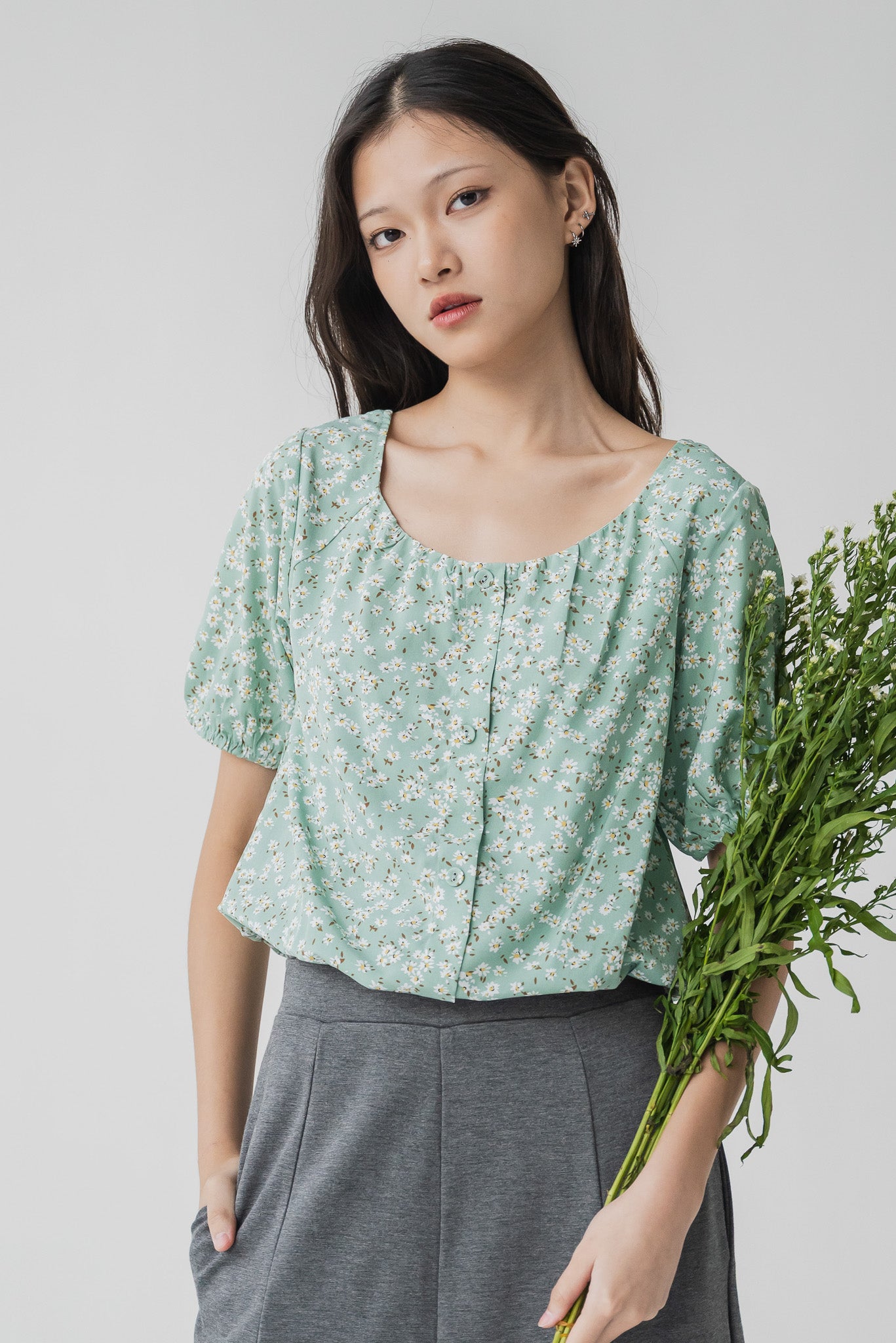 Sienna Floral Print Blouse in Green [ONLINE ONLY]